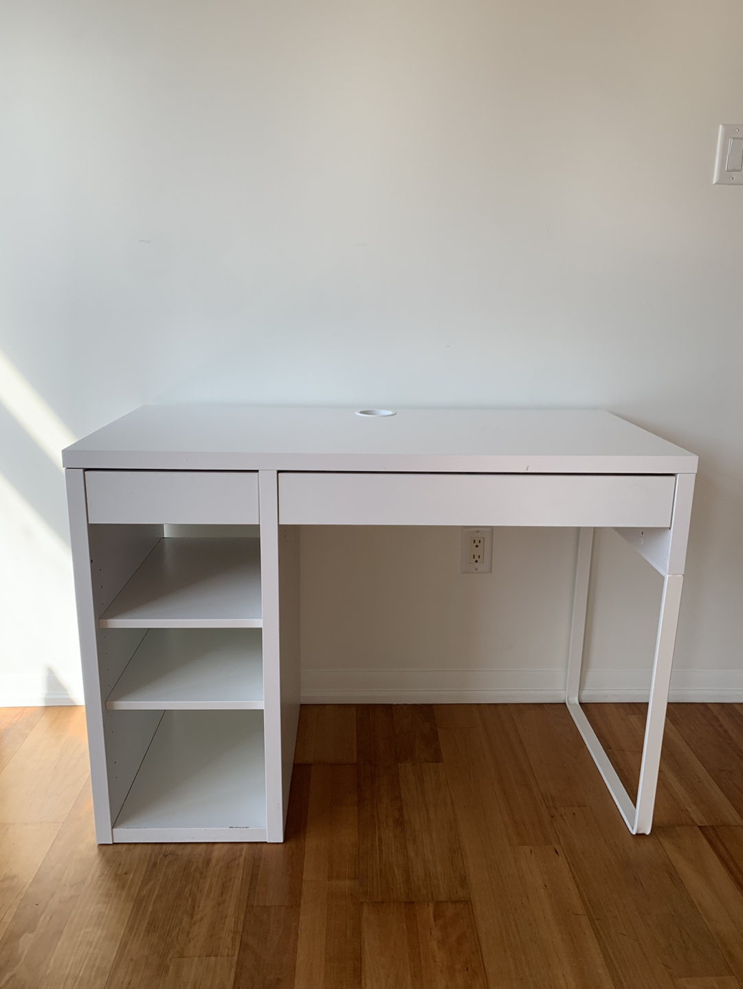 Ikea micke desk