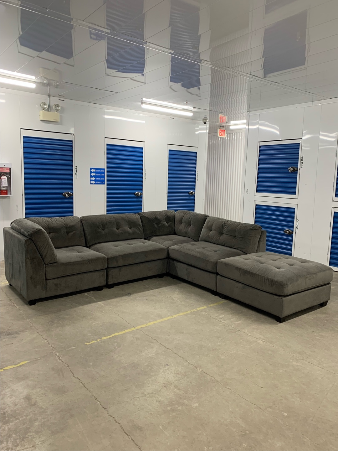 Modern Grey Sectional Couch / Sofa - photo 3