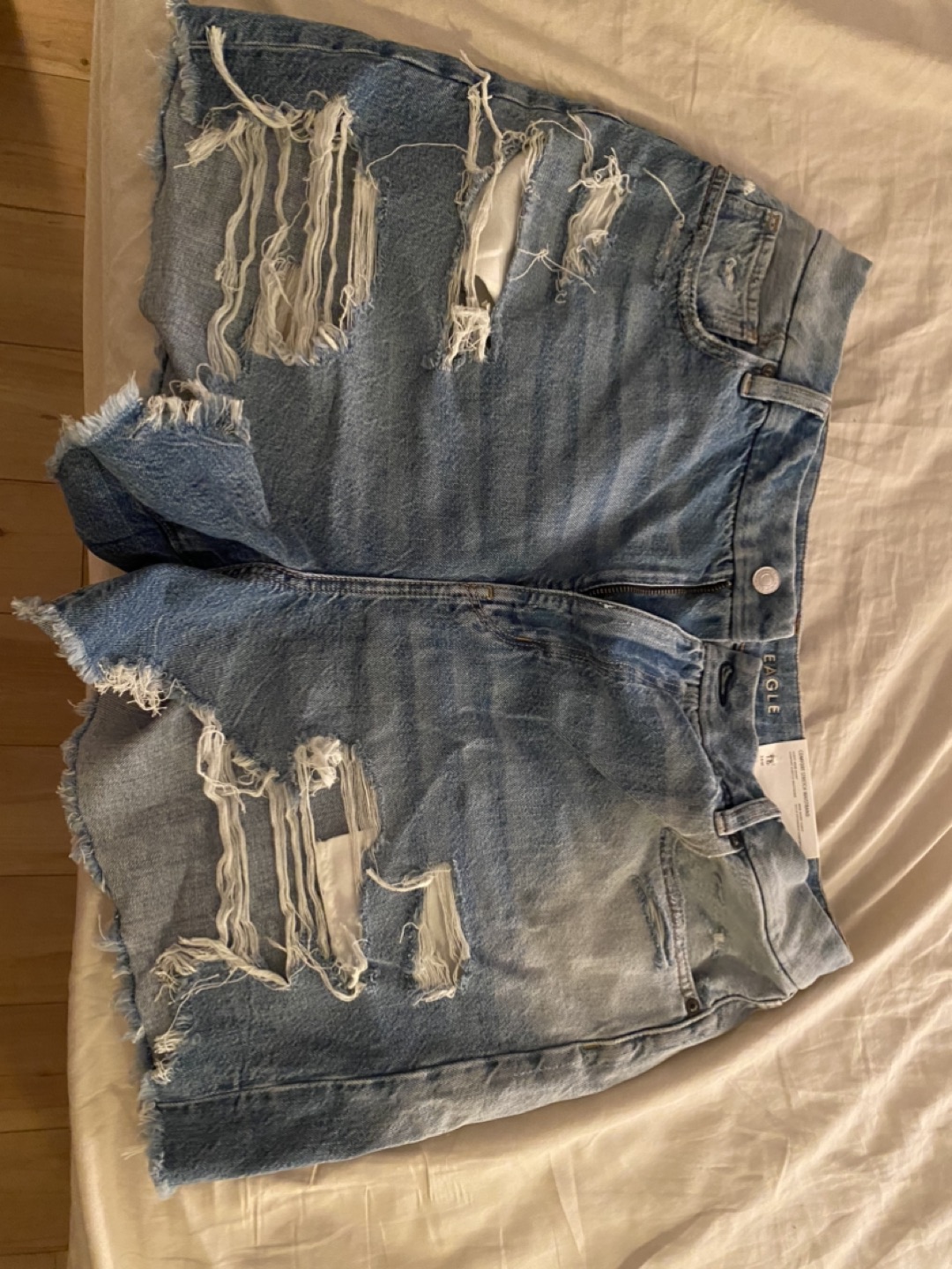 American Eagle: Curvy Mom Shorts image indicator(5)