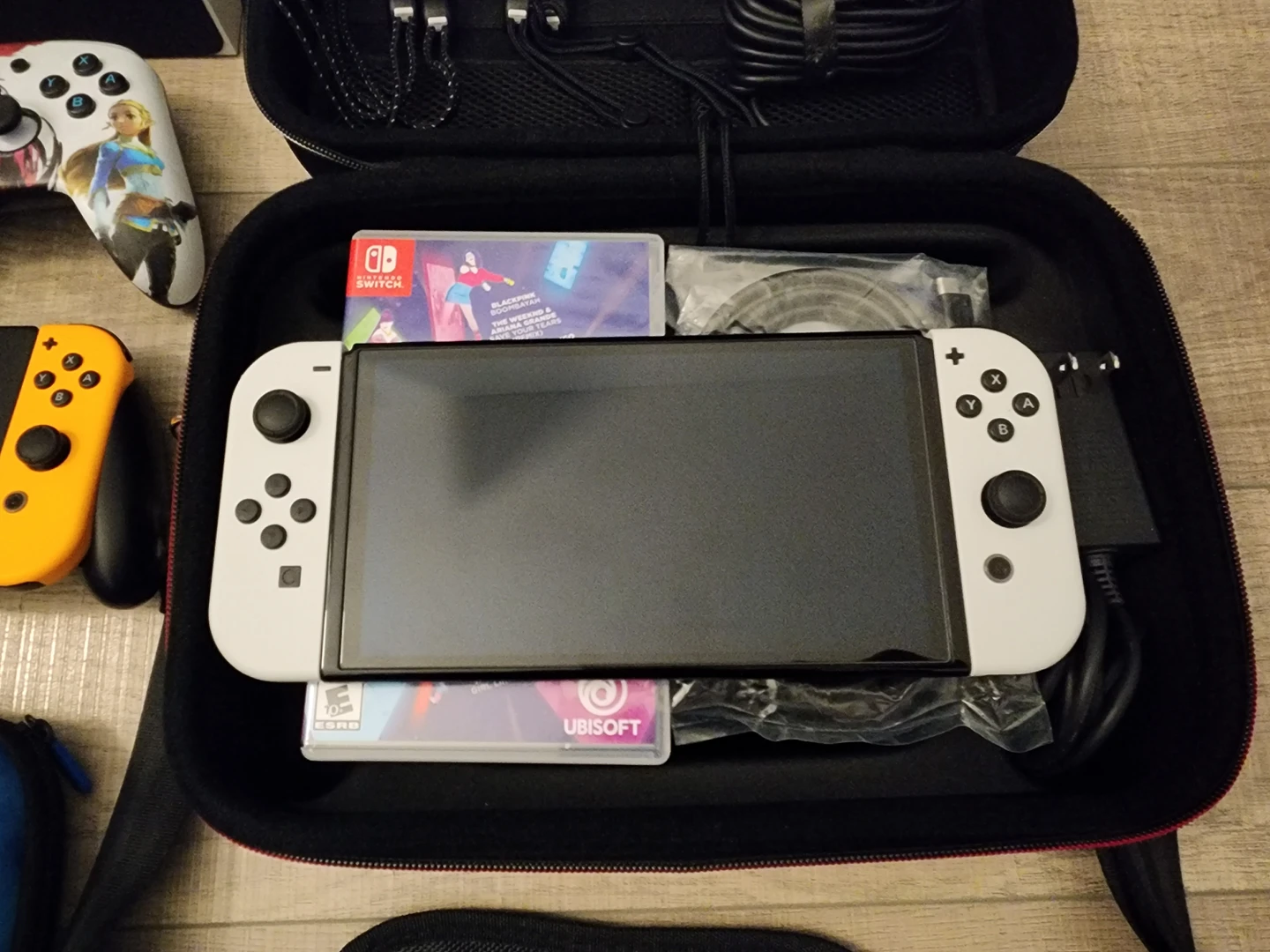 OLED Nintendo Switch - photo 4