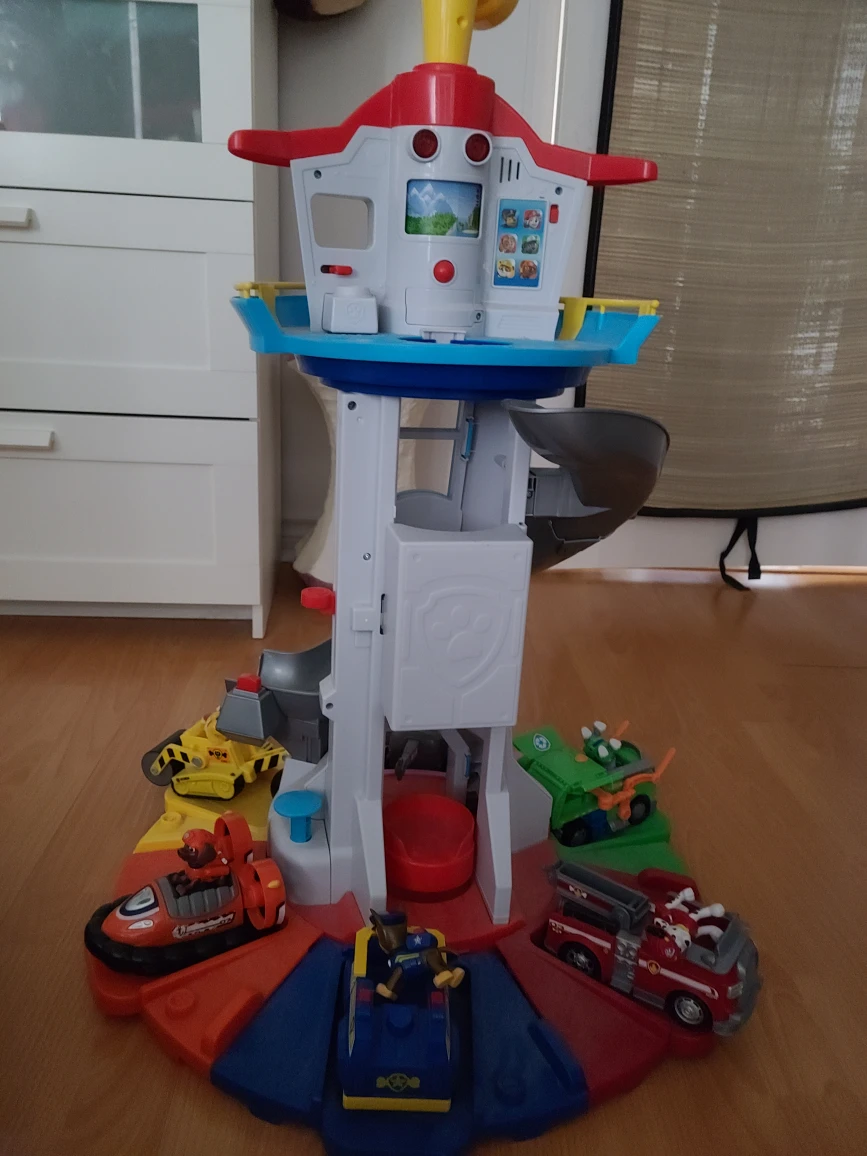Paw Patrol Look Out Tower and include 6 vehicles and pups - photo 2