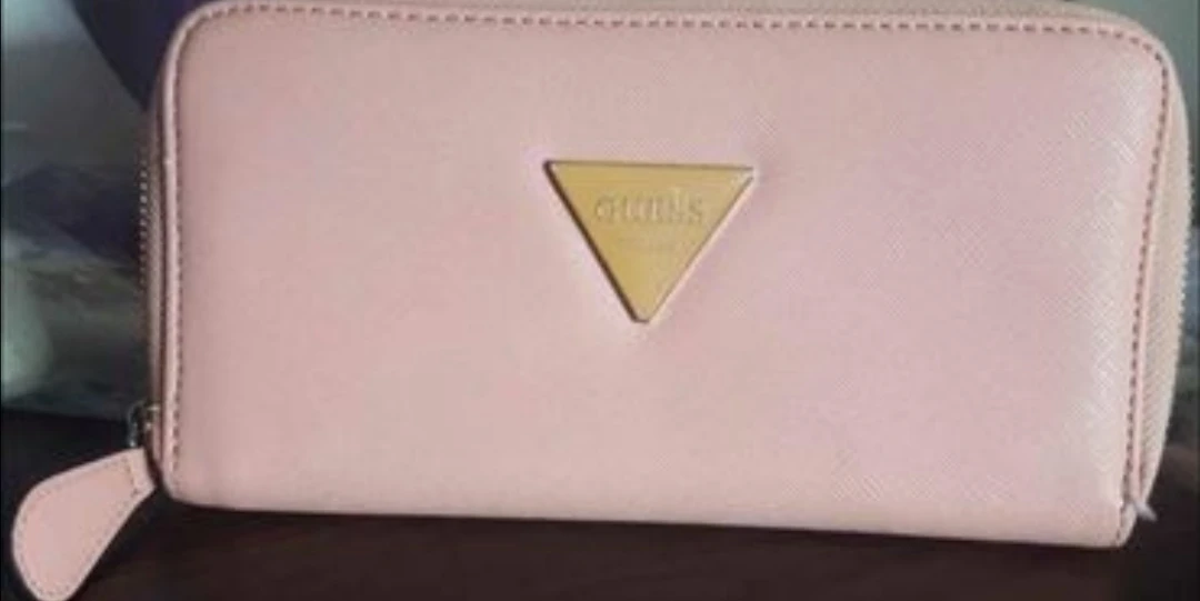 Guess Wallet (Pink) thumbnail