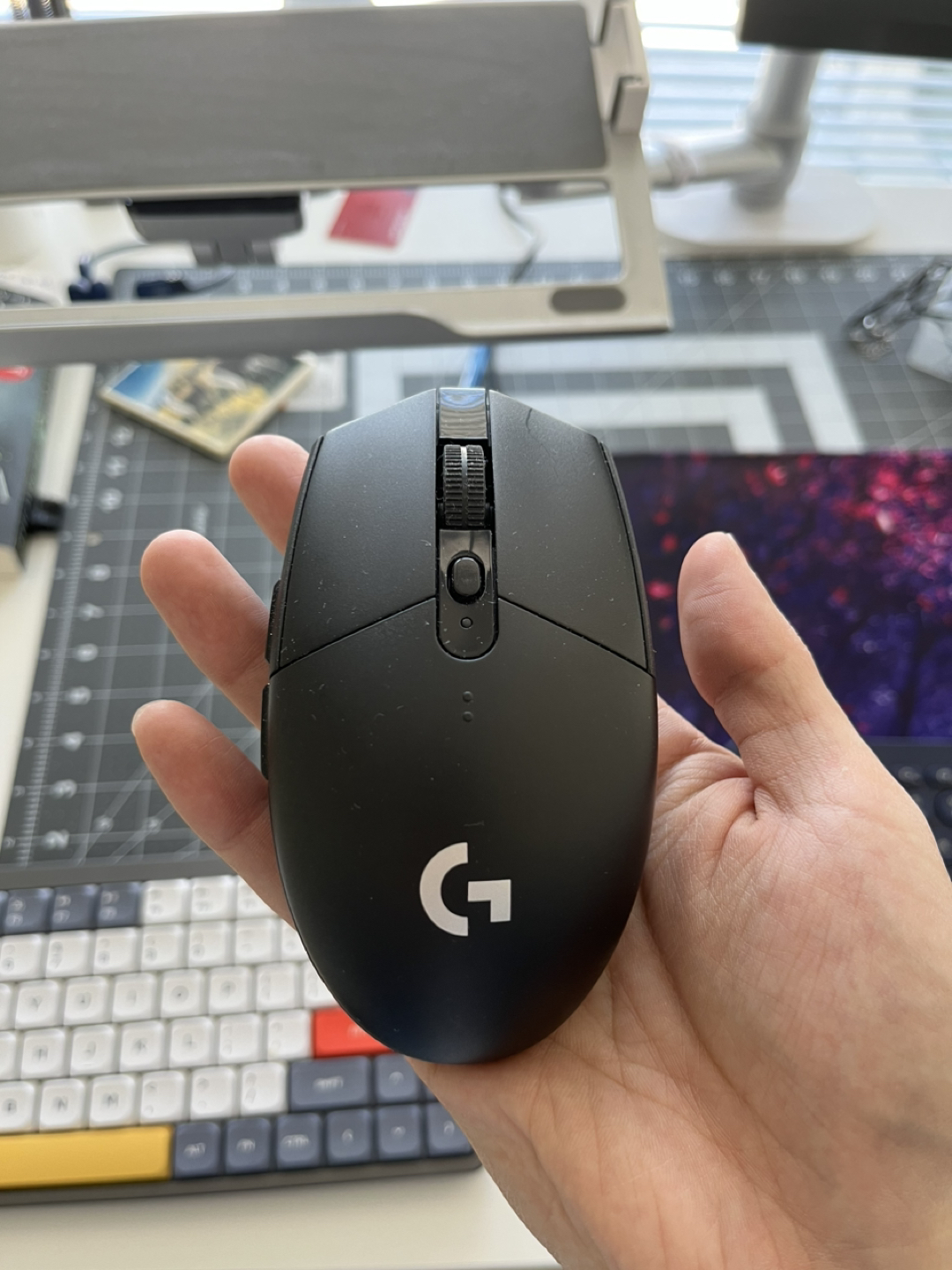 Logitech mouse G305 Lightspeed thumbnail