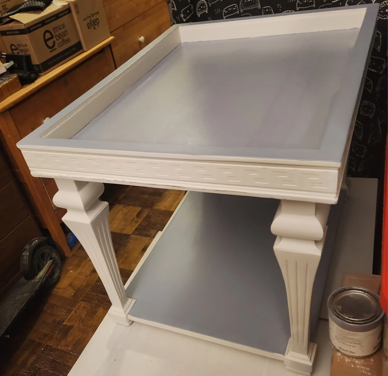 VINTAGE WOOD TRAY TOP STYLE COFFEE TABLE thumbnail
