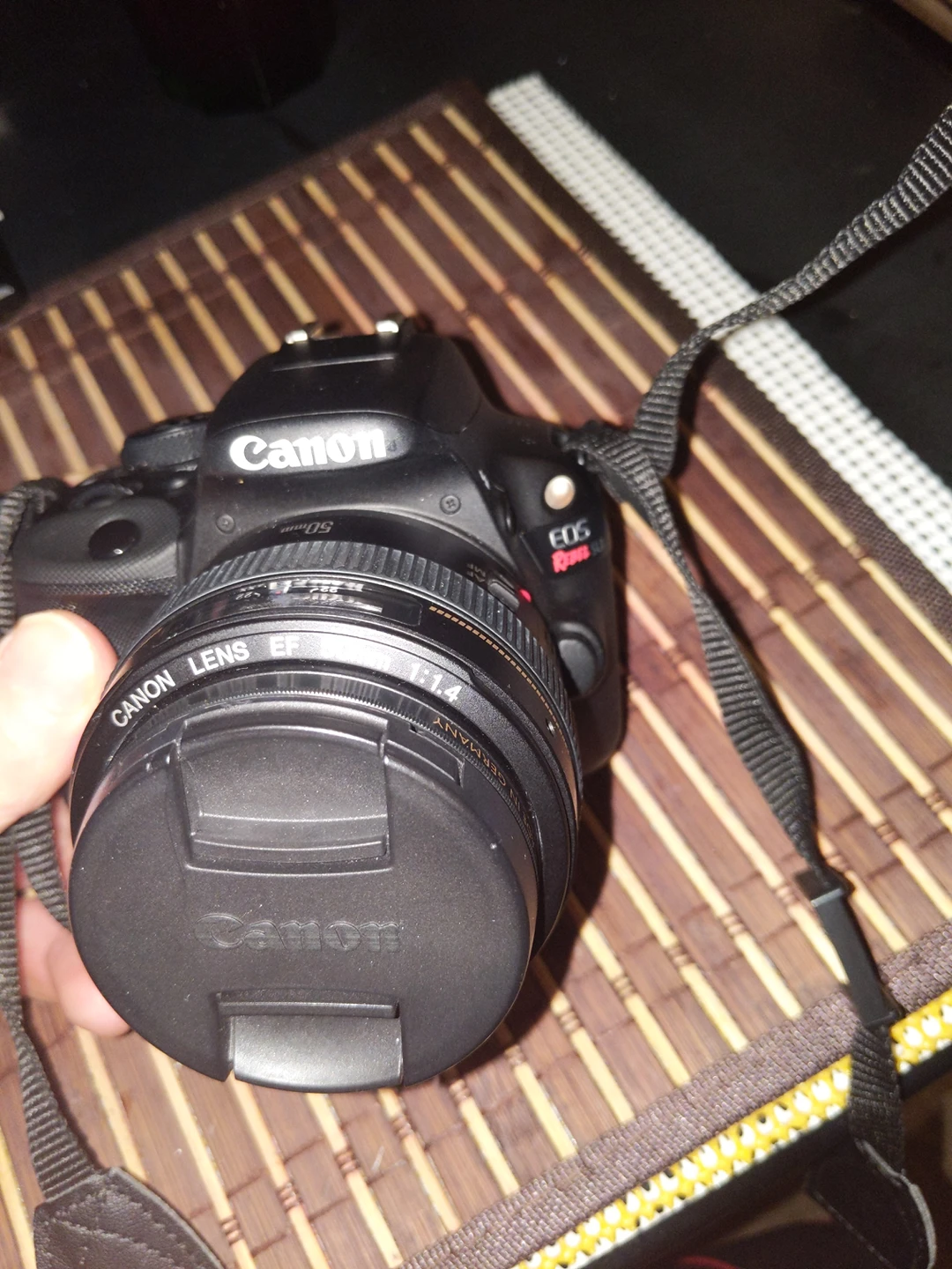 Canon EOS rebel SL1