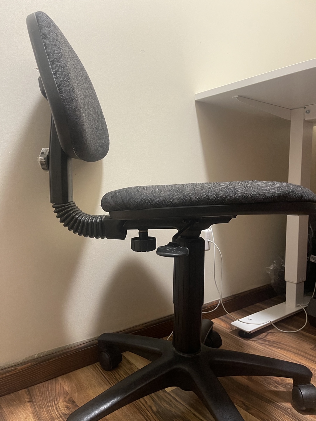 Office Chair - photo 2