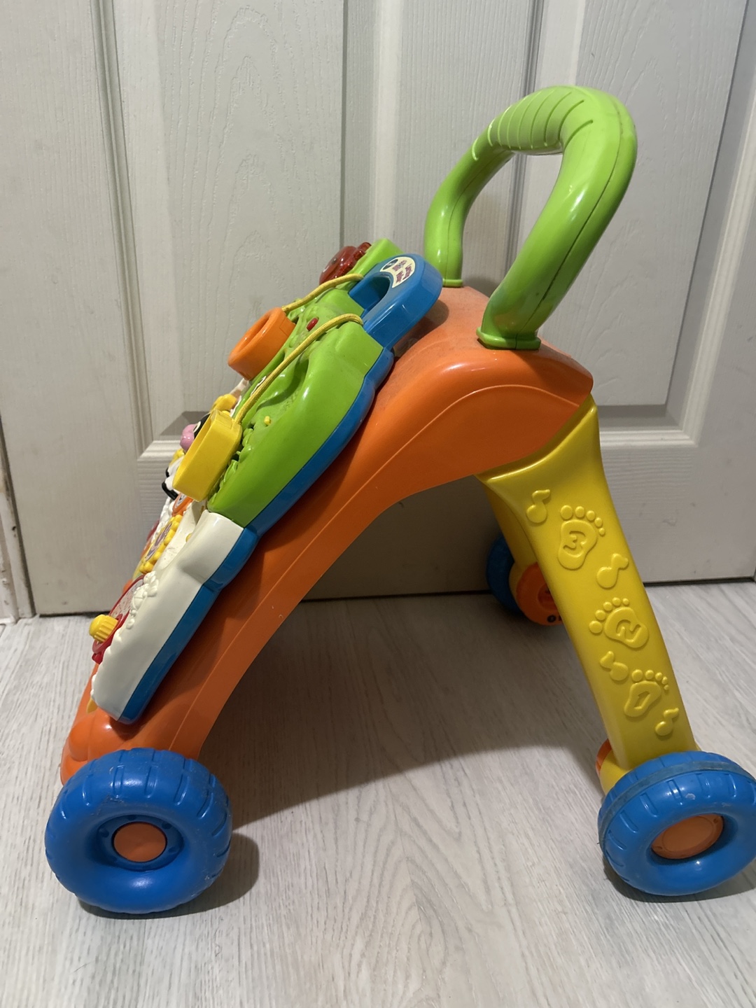 V-Tech Learning Walker - photo 2