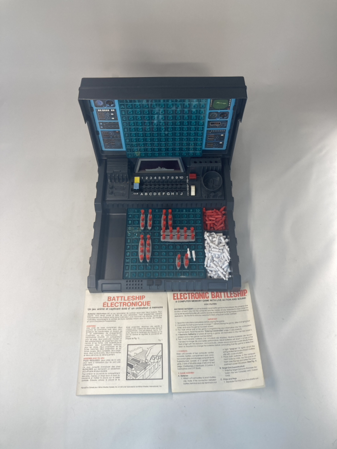 1977 Electronic Battleship - Complete In Box image indicator(5)