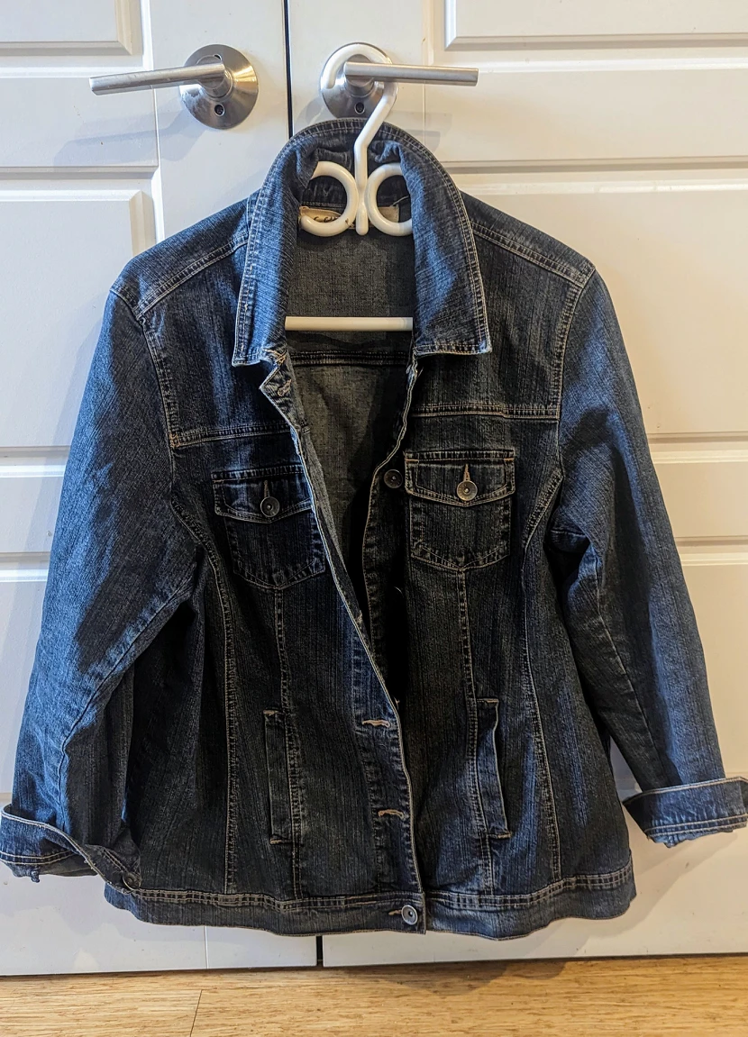 Women's XL/1X Jean Jacket thumbnail