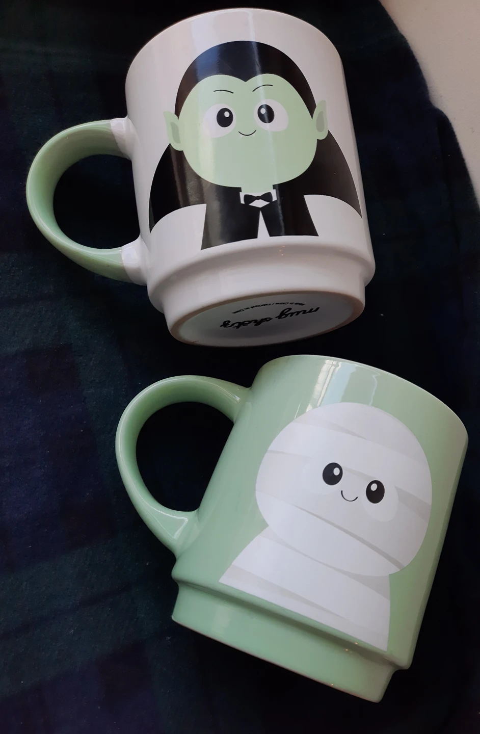 Cups 🧛‍♀️👻$10 = BOTH
