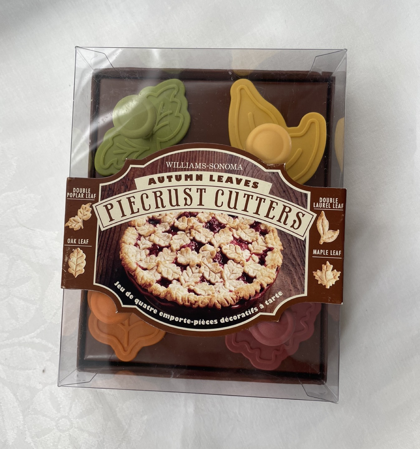 Pie crust cutters -autumn leaves thumbnail