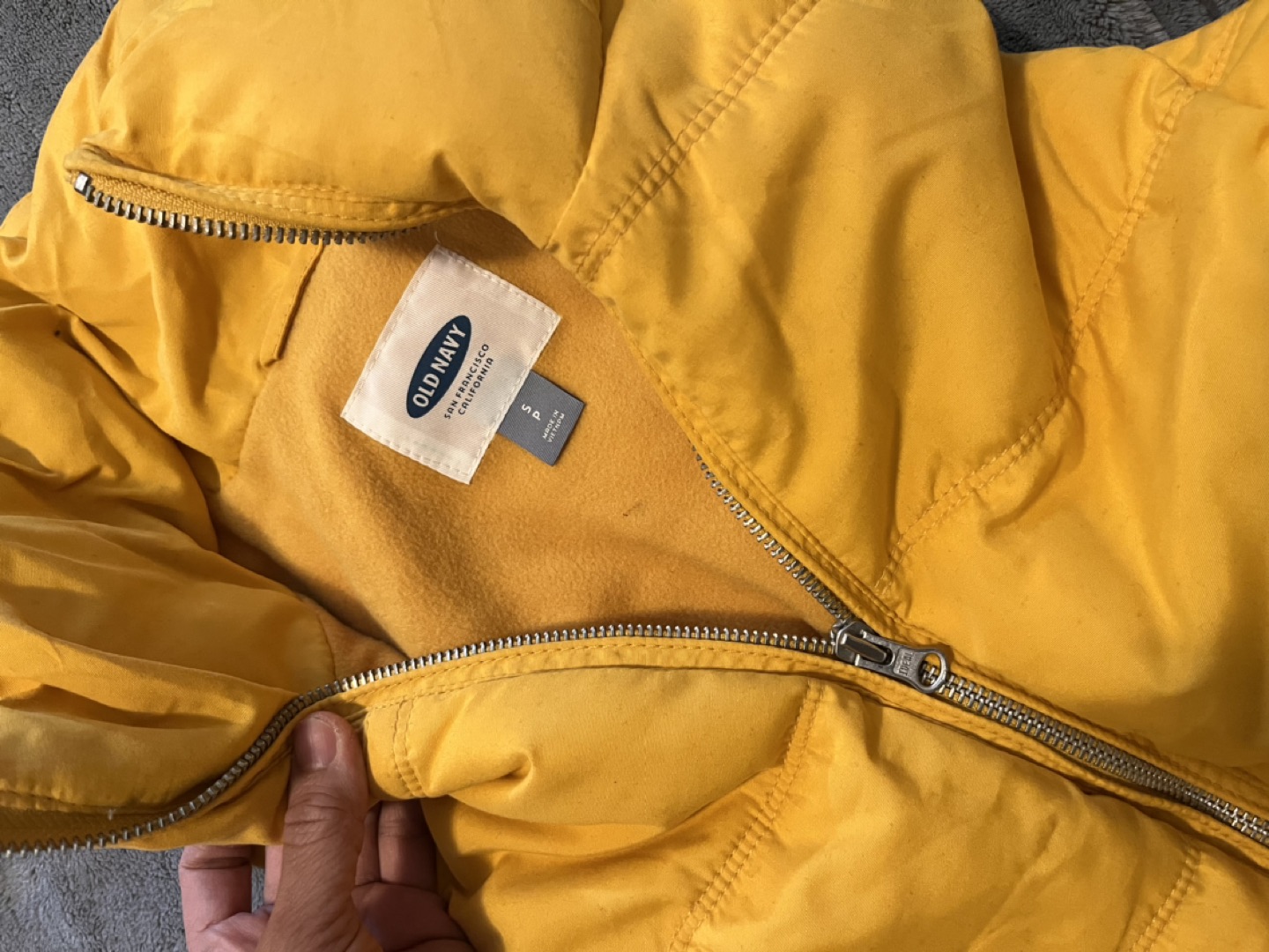 Old Navy fleece vest image indicator(2)