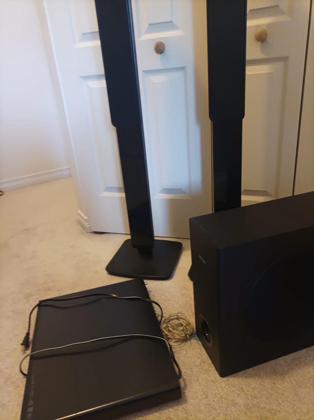 Philips 5.1 home theatre system thumbnail