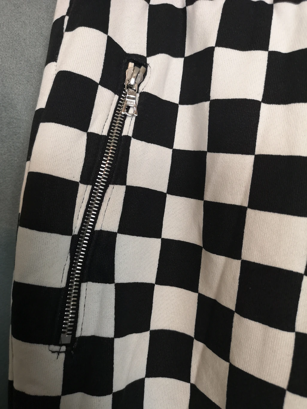 20s Amiri monochrome chessboard pattern cotton knit sweatpants - photo 5