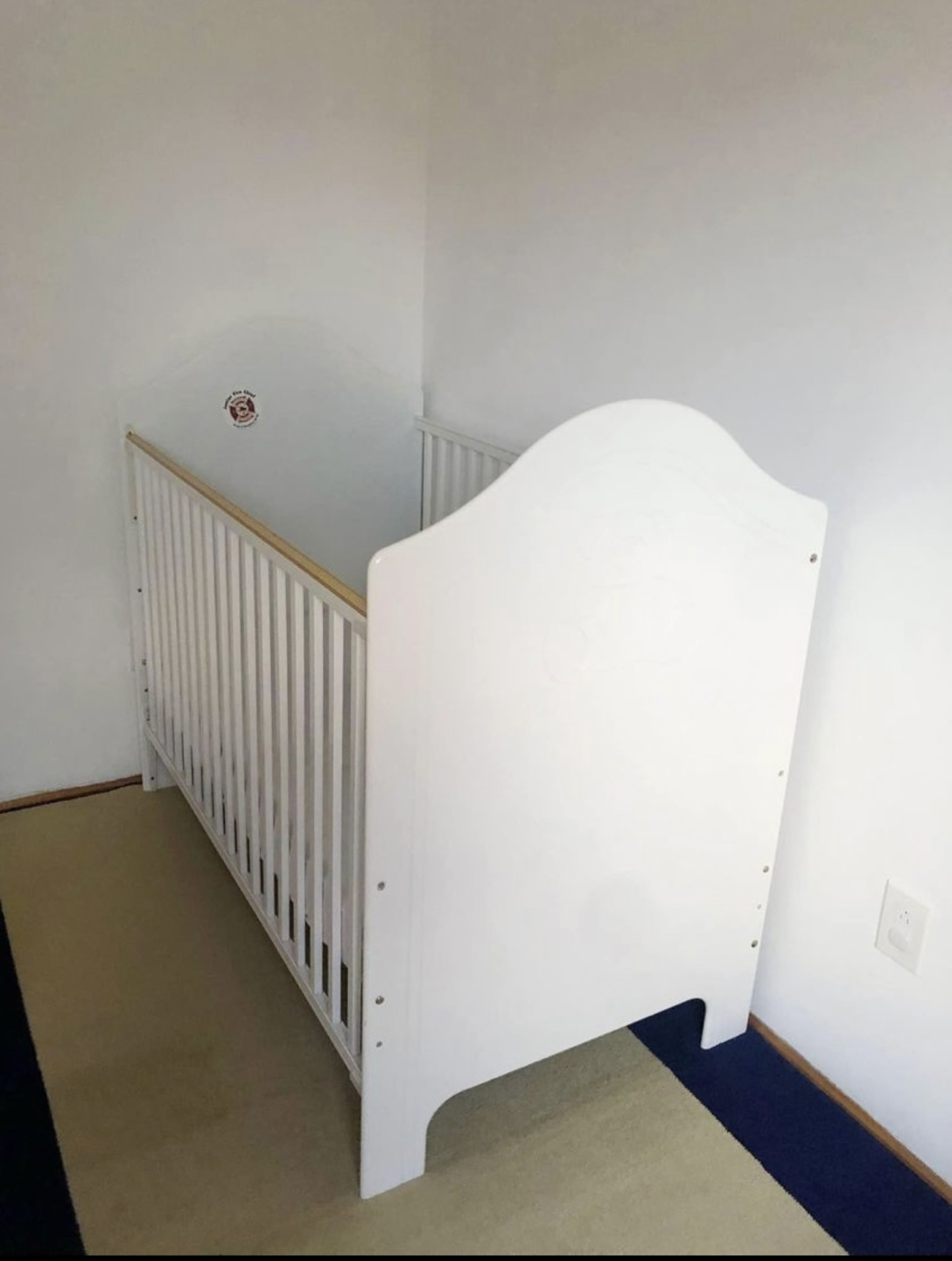 Storkcraft Baby Crib - photo 2