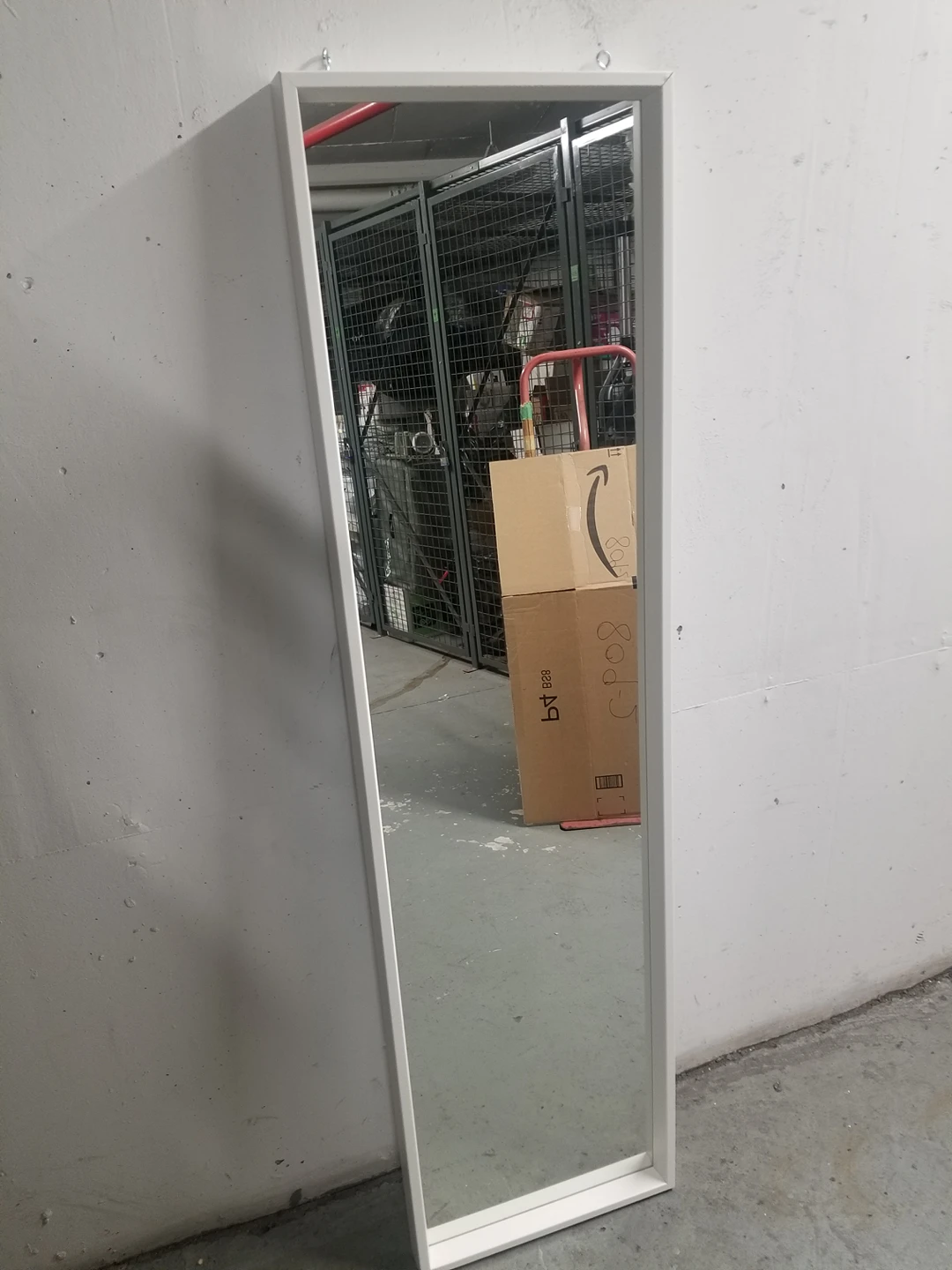 Ikea Nissedal mirror thumbnail