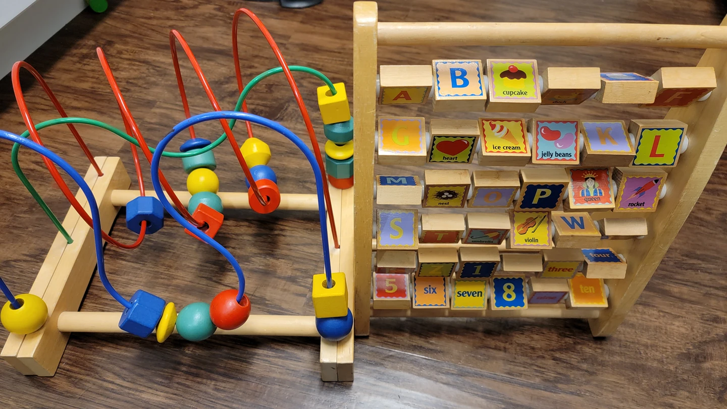 Educational Montessori Toy