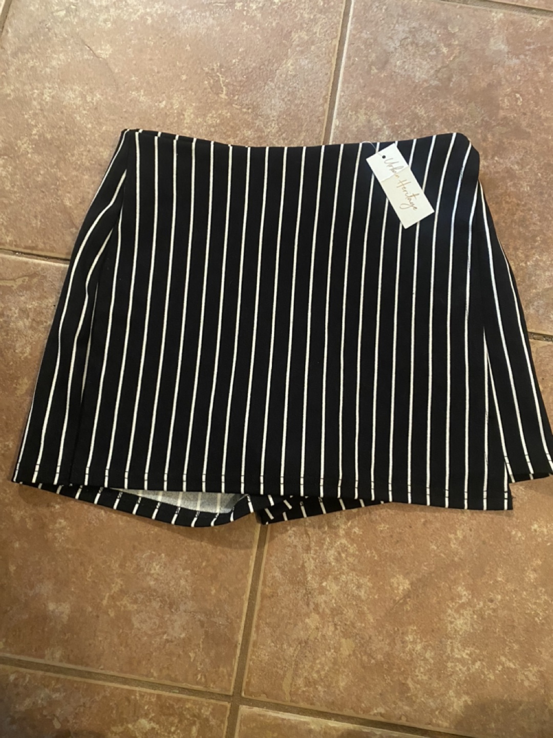 Size small skort thumbnail