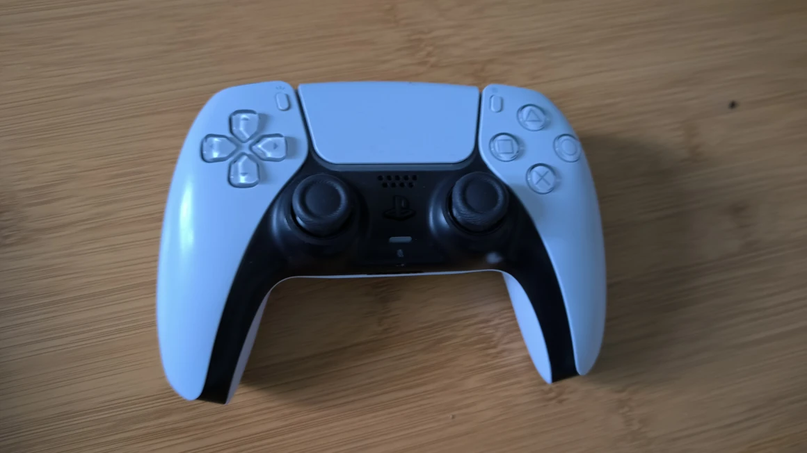 DualSense PS5 Controller, in excellent condition, like new.
