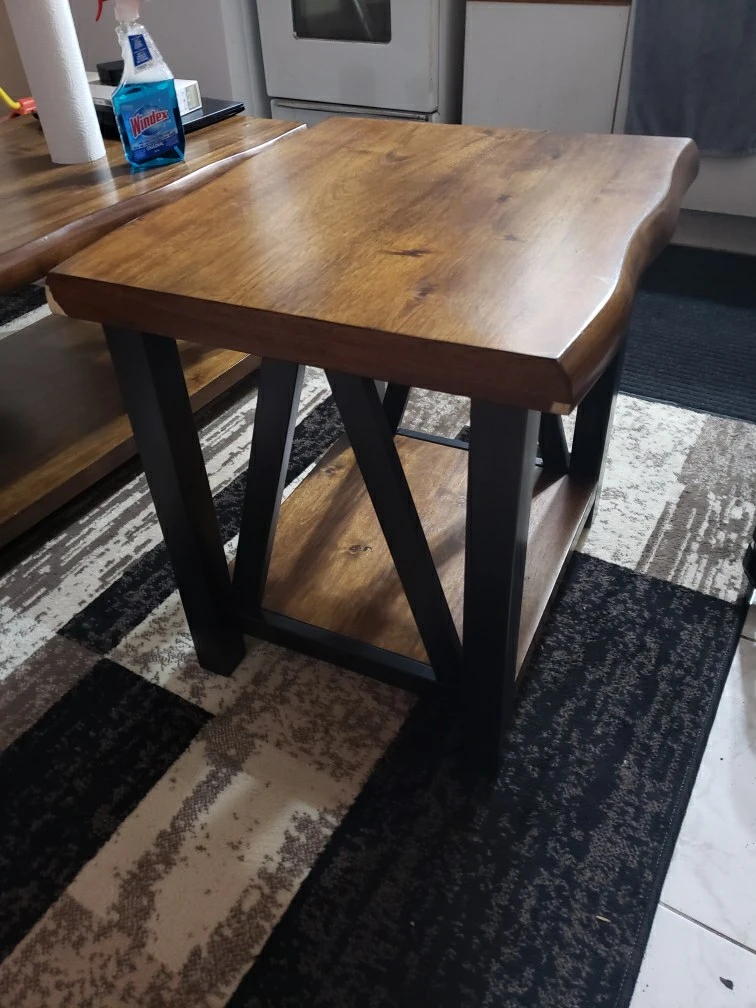 Coffee Table and 2 matching End Tables image indicator(3)