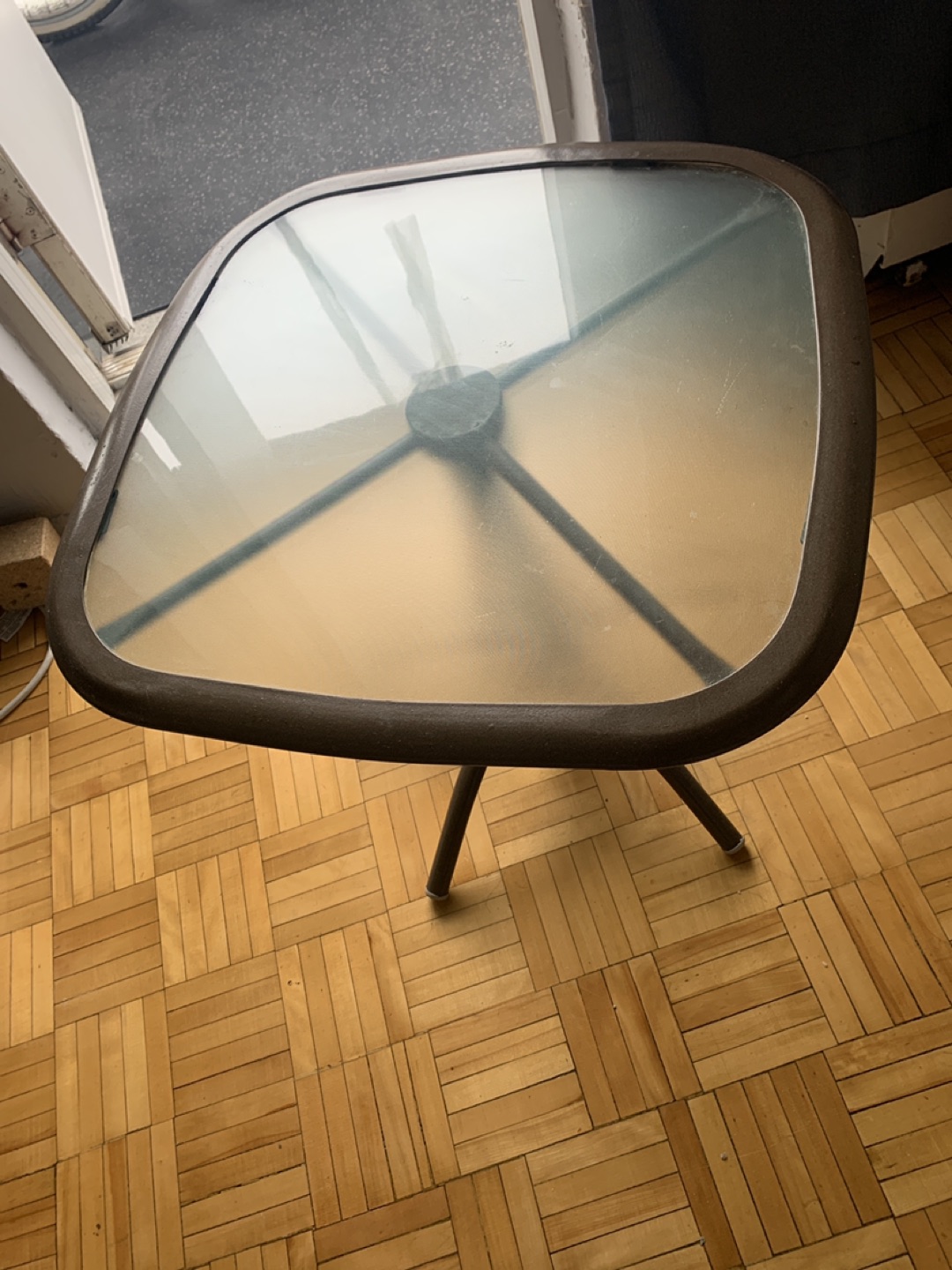 adjustable small glass table