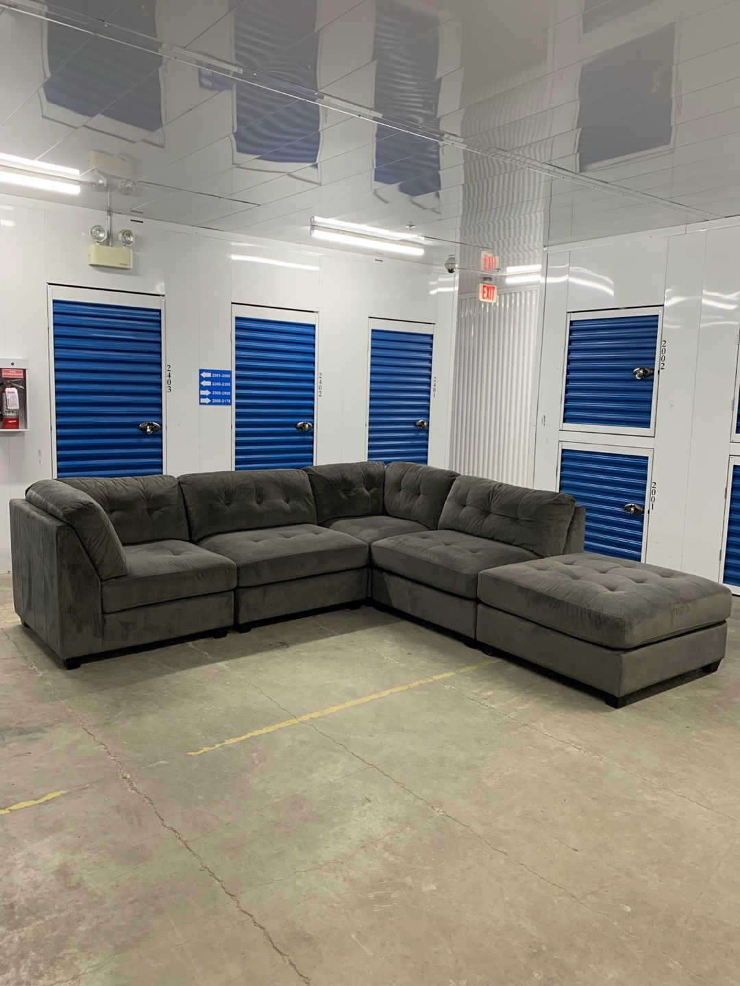 Modern Grey Sectional Couch / Sofa