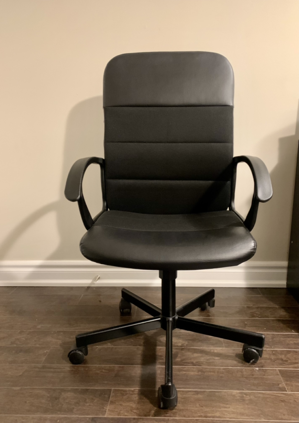 IKEA swivel office chair thumbnail