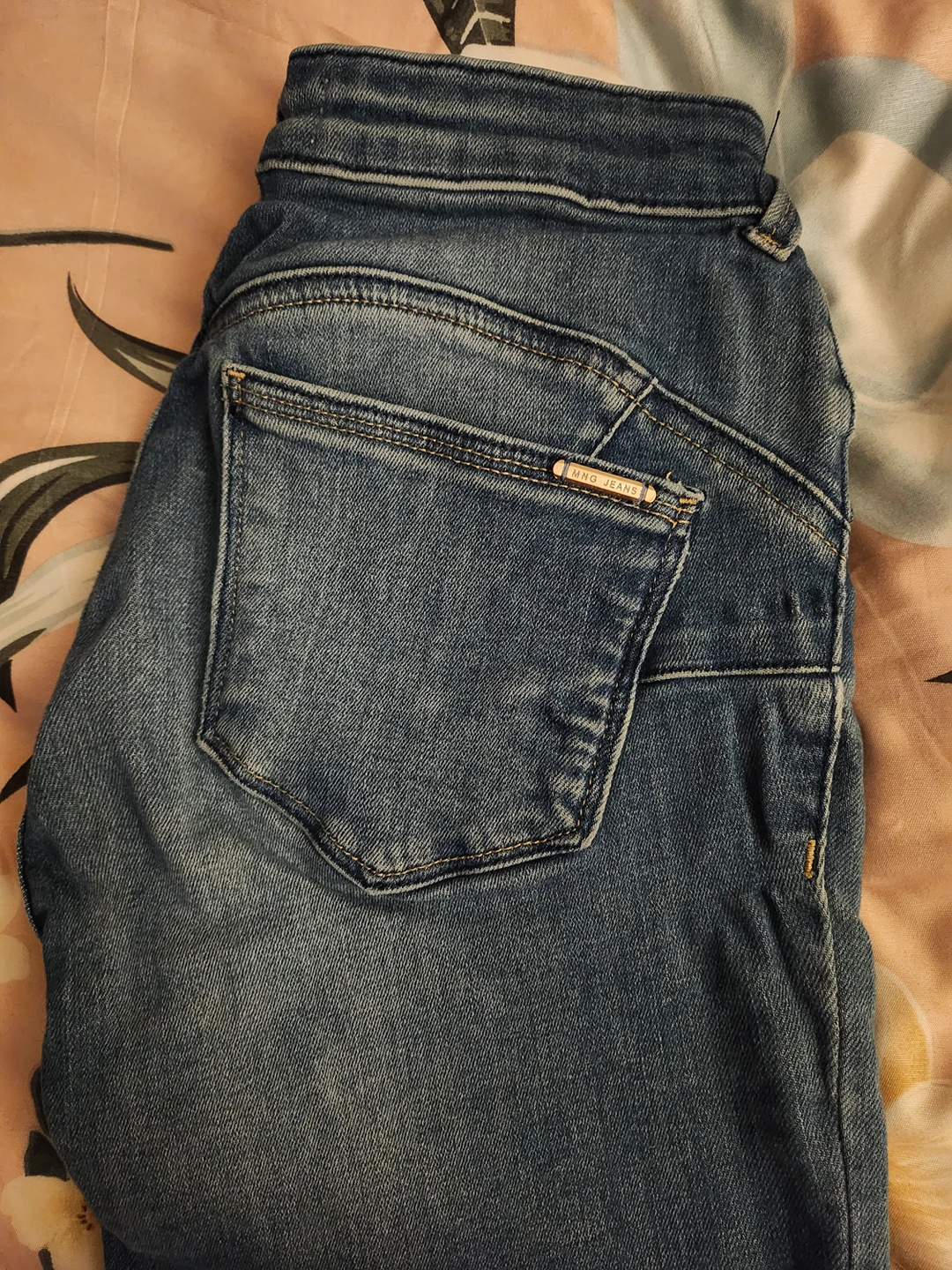 Mango Brand Jeans thumbnail
