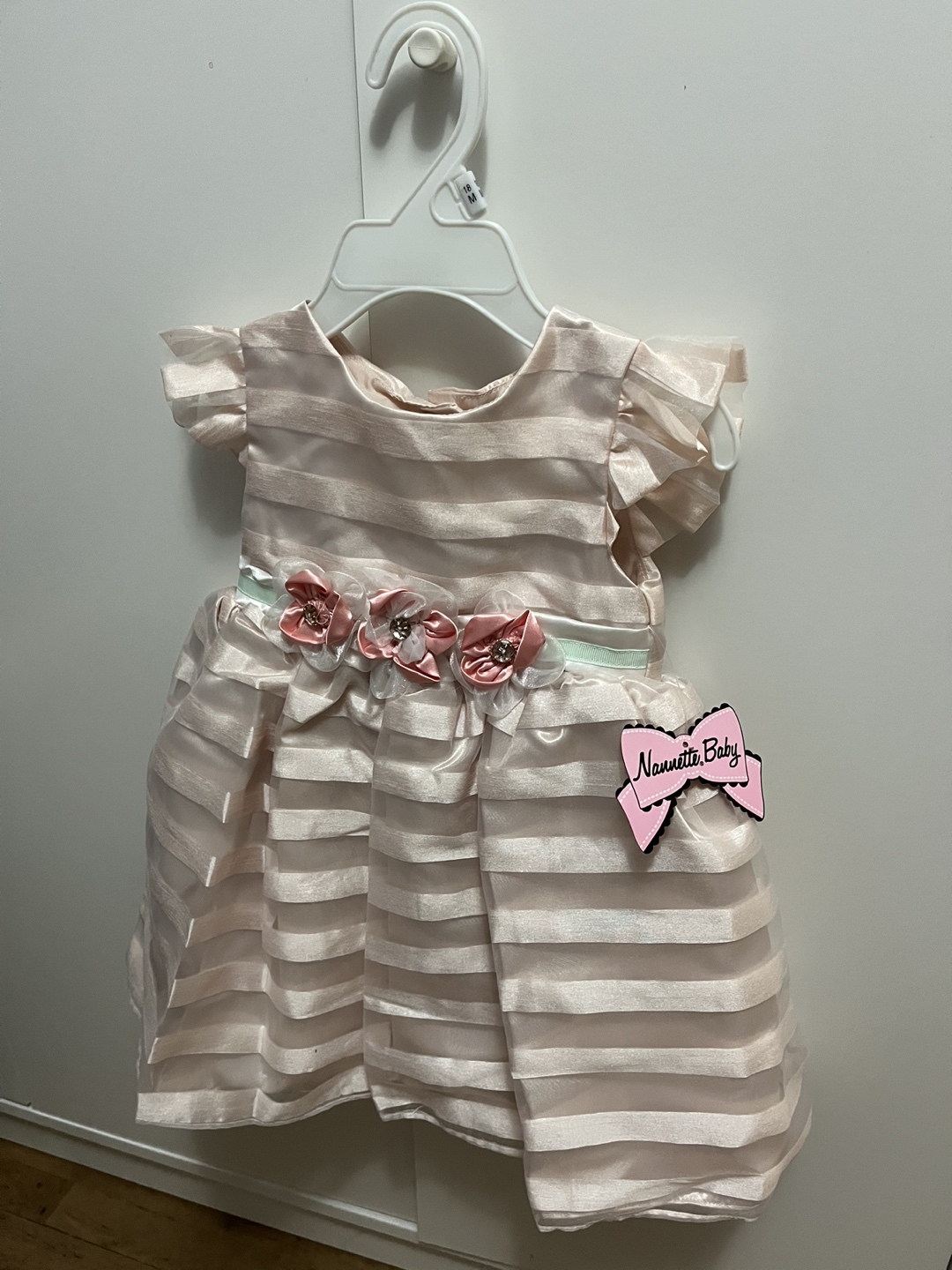 Girls dress from 18 months and up thumbnail