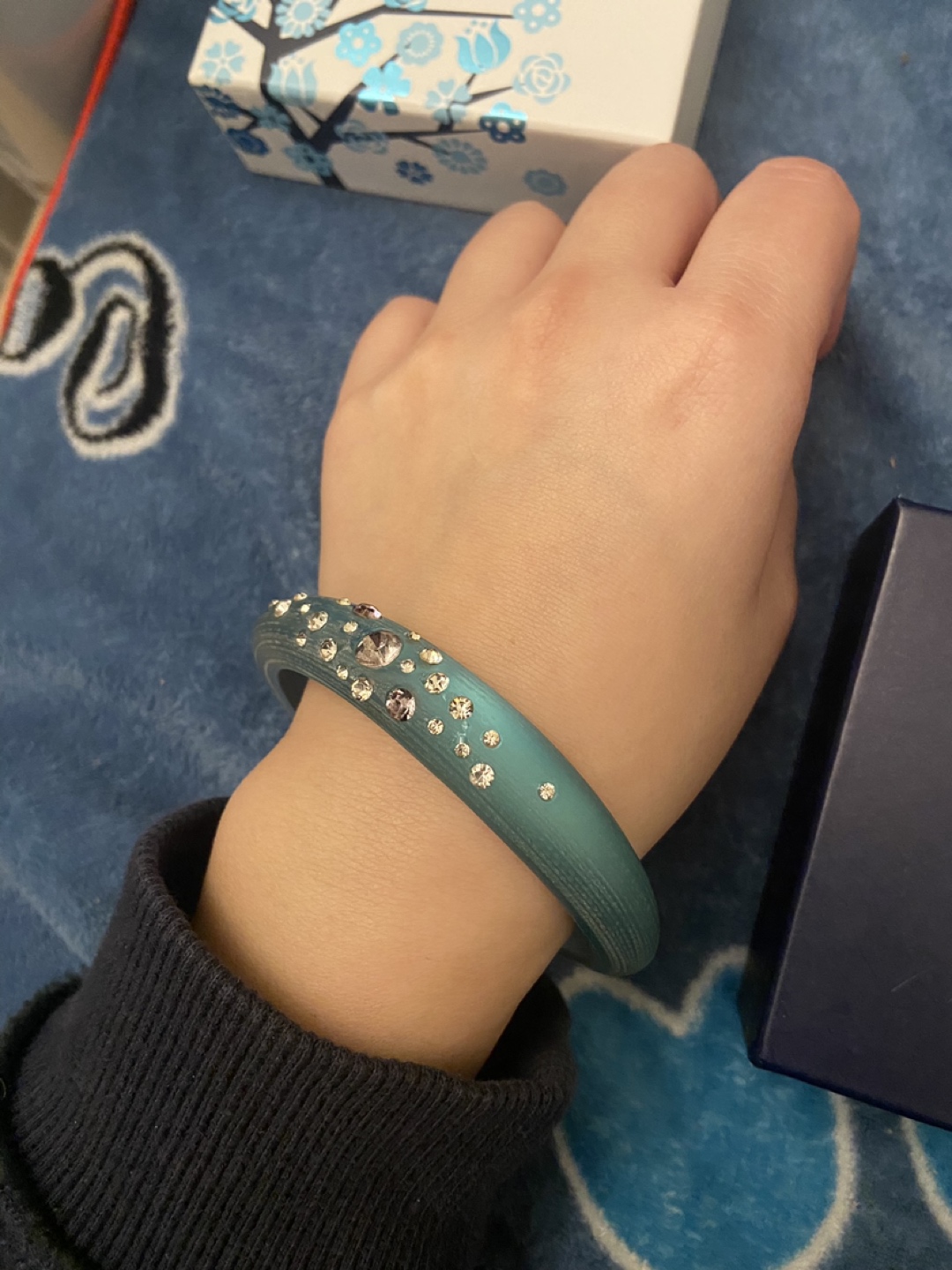 Brand new bangle, medium size - photo 2