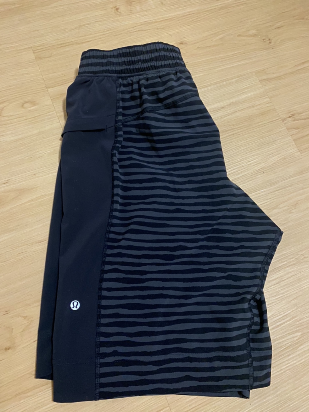 Lululemon sport shorts