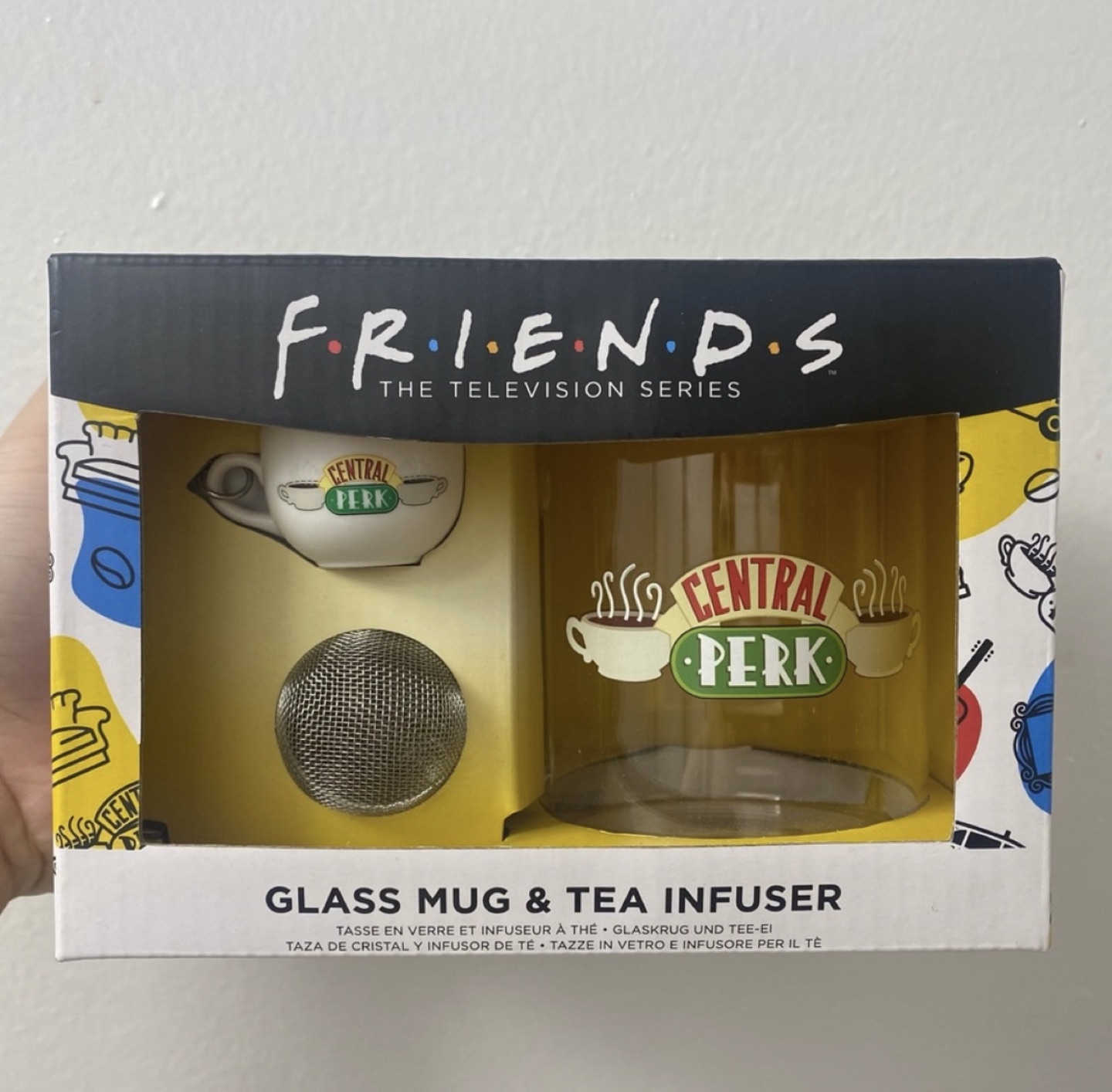 Friends Central Perk Glass Mug with Tea Infuser thumbnail