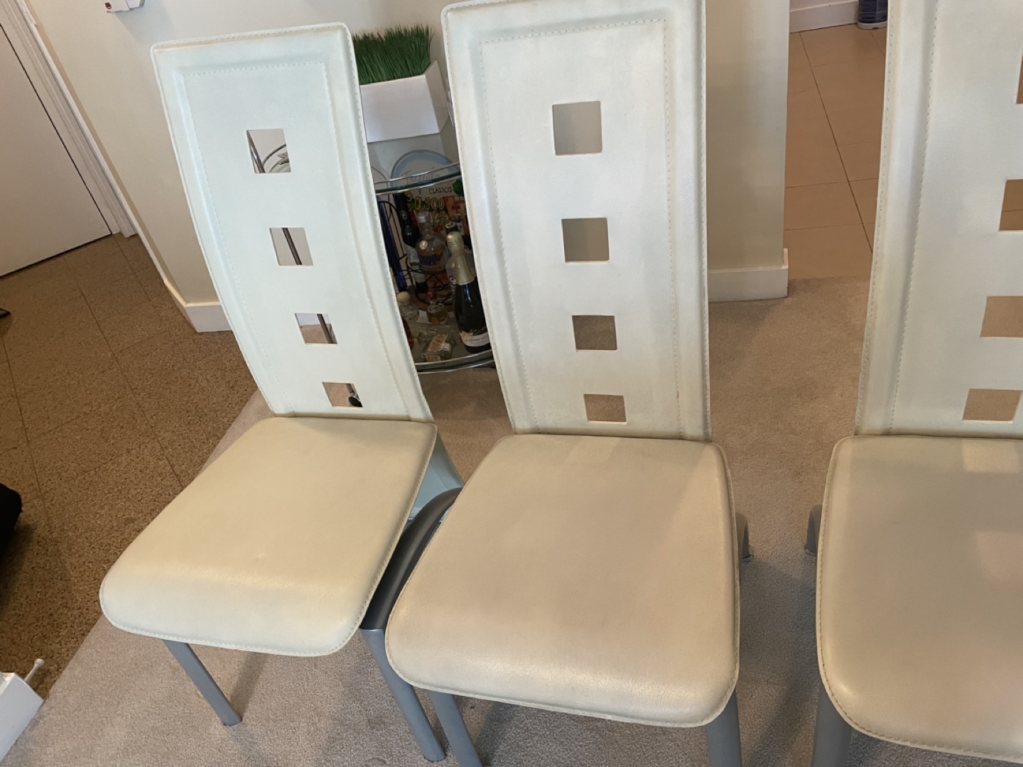 Dining chairs (set of 4)