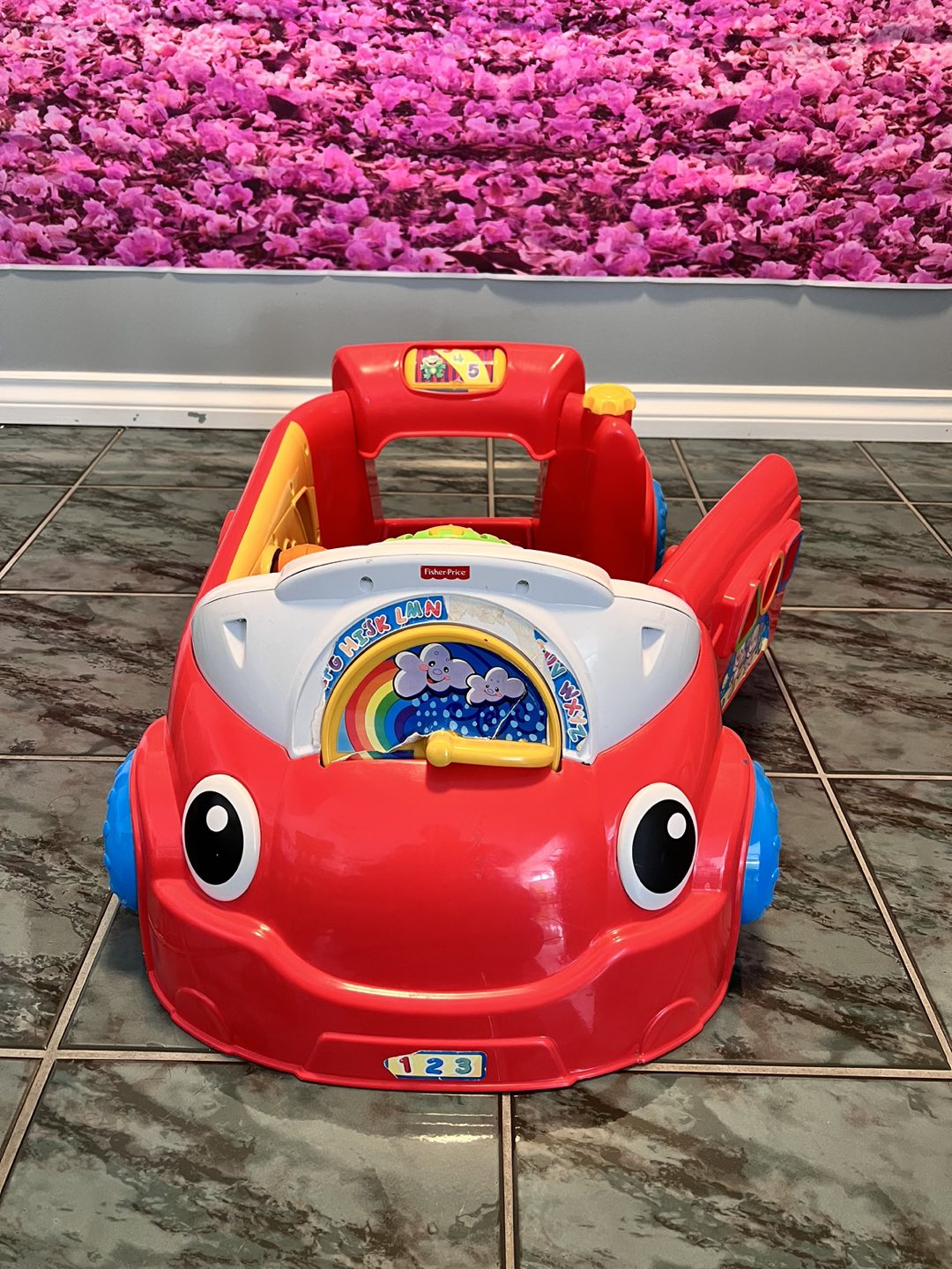 Baby & toddler sit-in car (used)