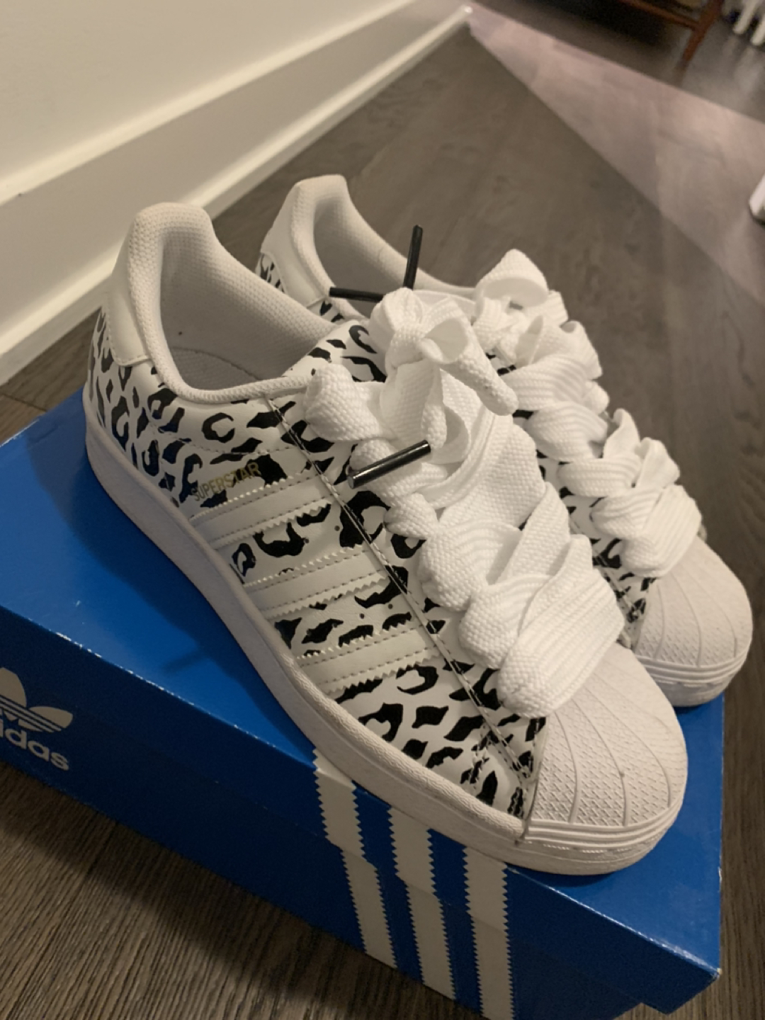 Adidas Superstar Women 5.5