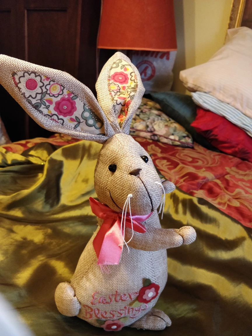 Homespun creations Easter Bunny 10"