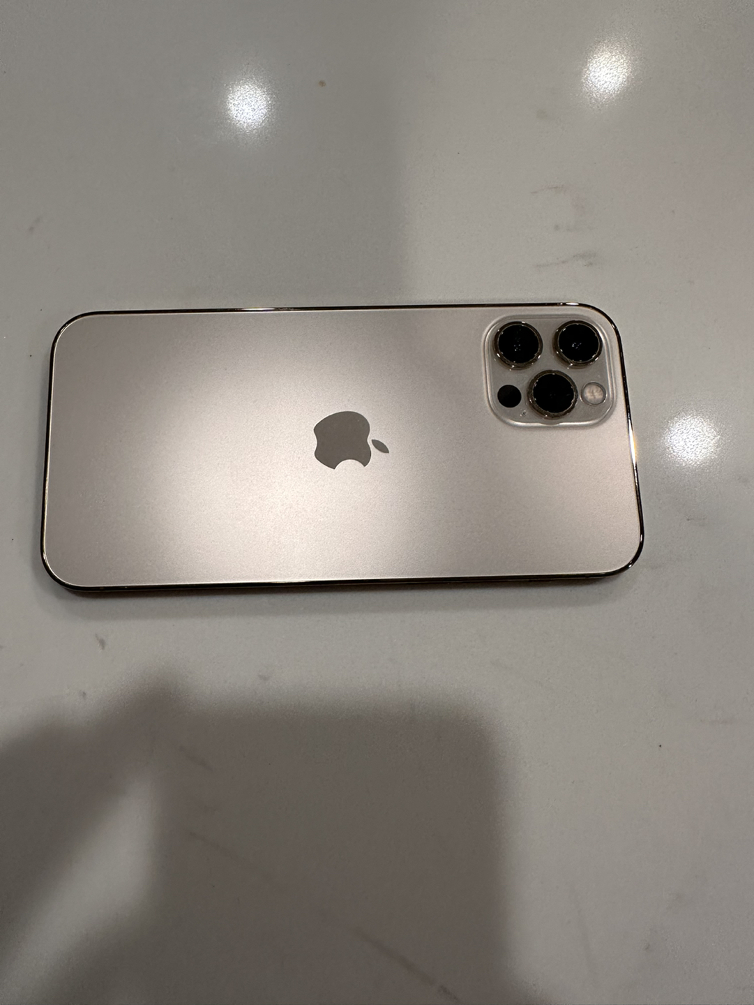 iPhone 12 Pro, Gold, 128G image indicator(2)