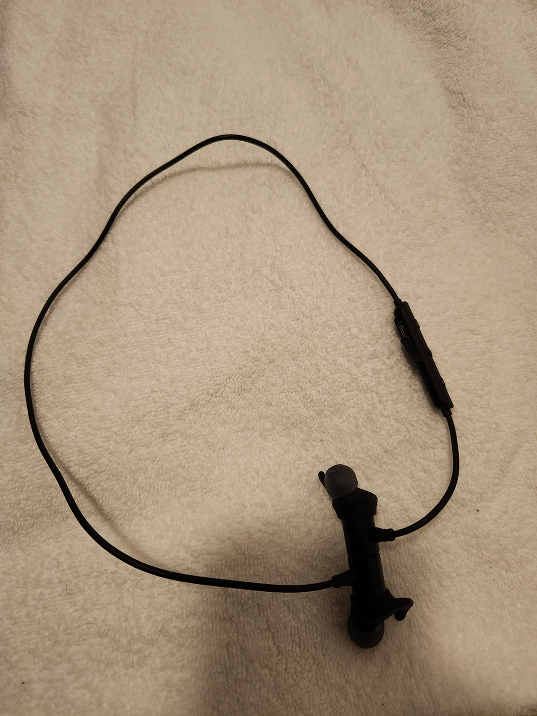 Wireless Bluetooth headset