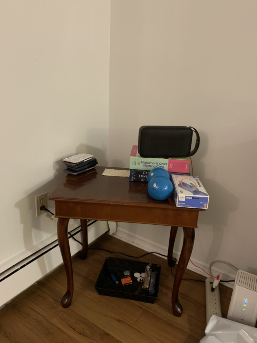 TV table, two side tables, chair - photo 2