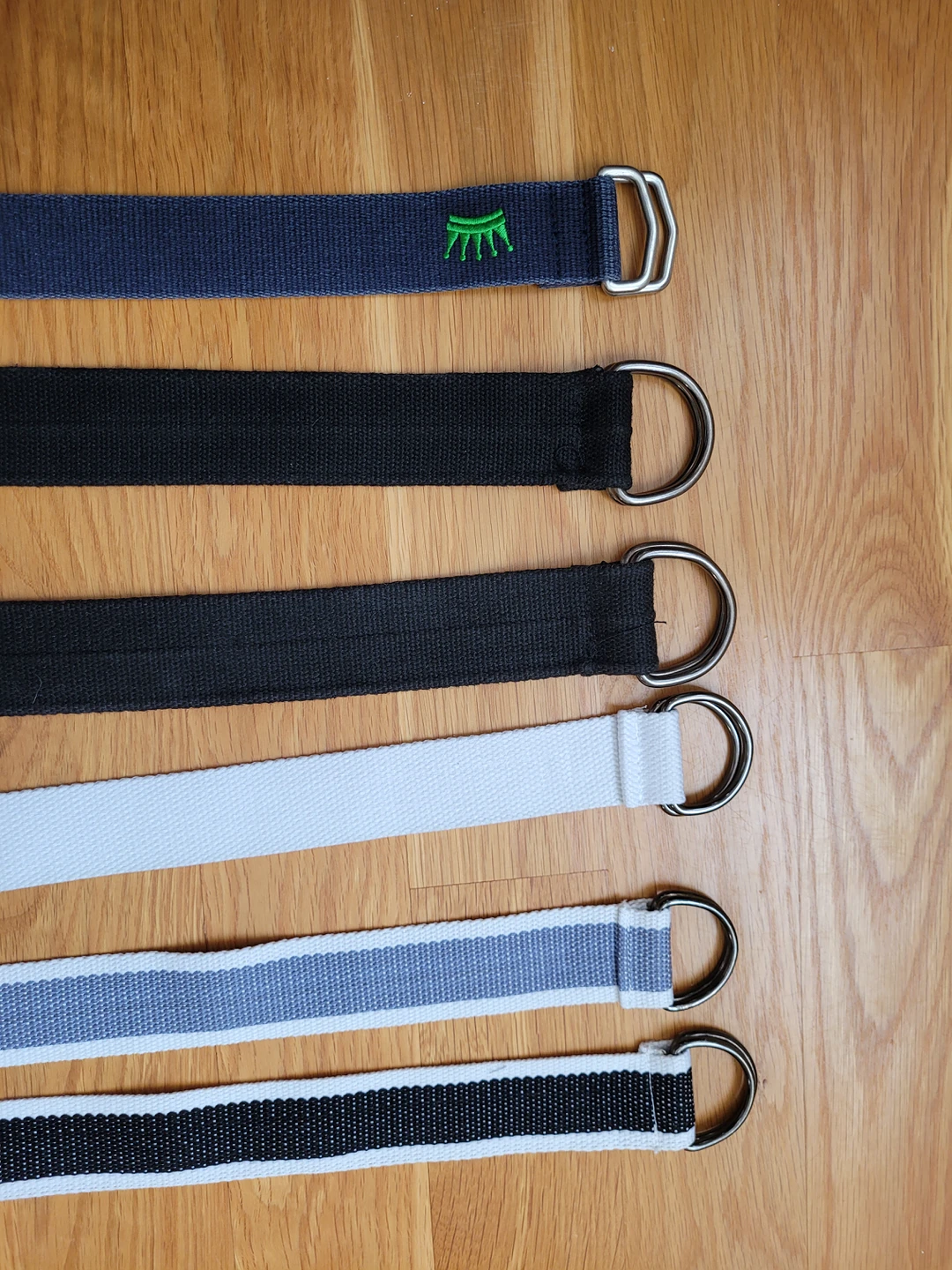 6 Belts For Sale image indicator(4)