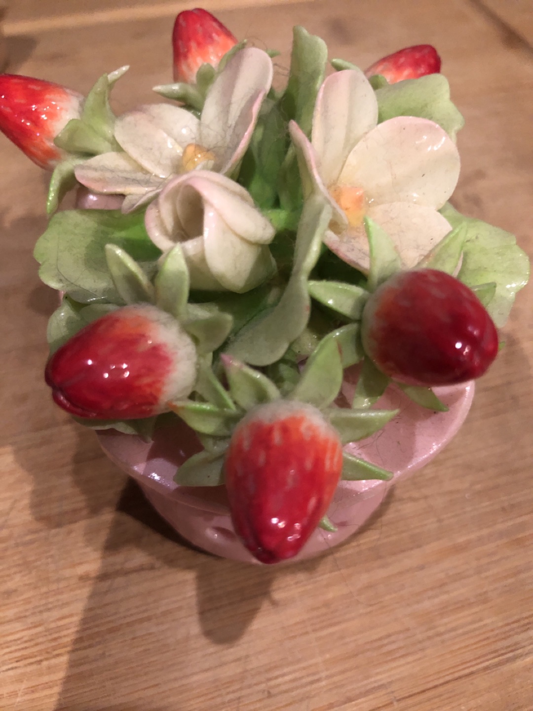 Strawberries paper weight image indicator(3)