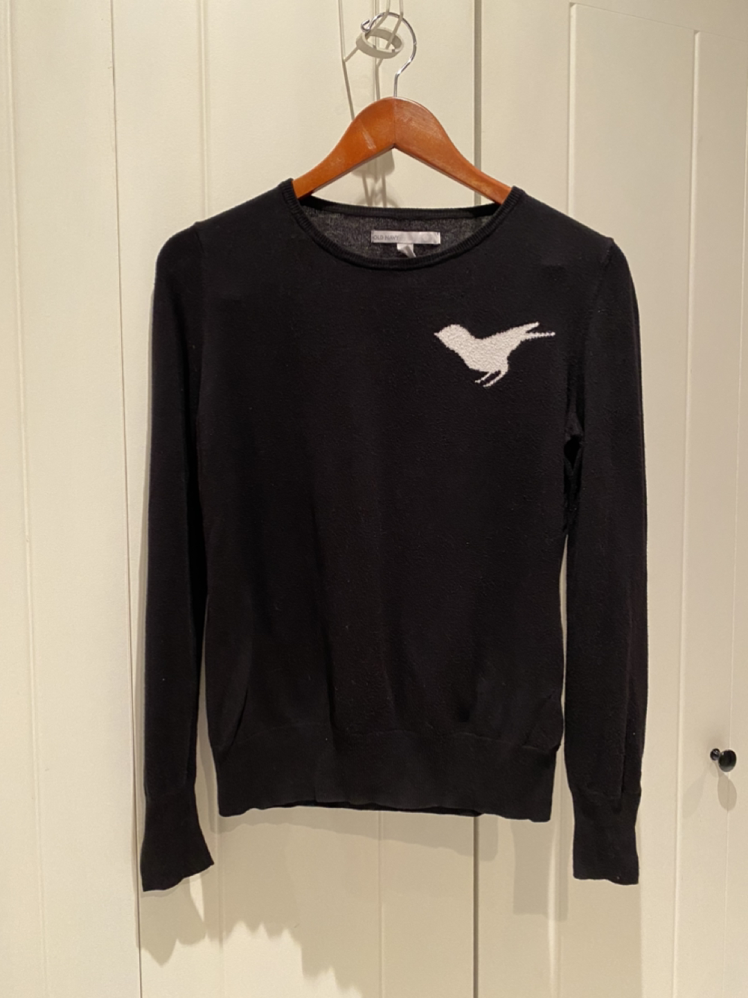 Old Navy crewneck bird sweater thumbnail