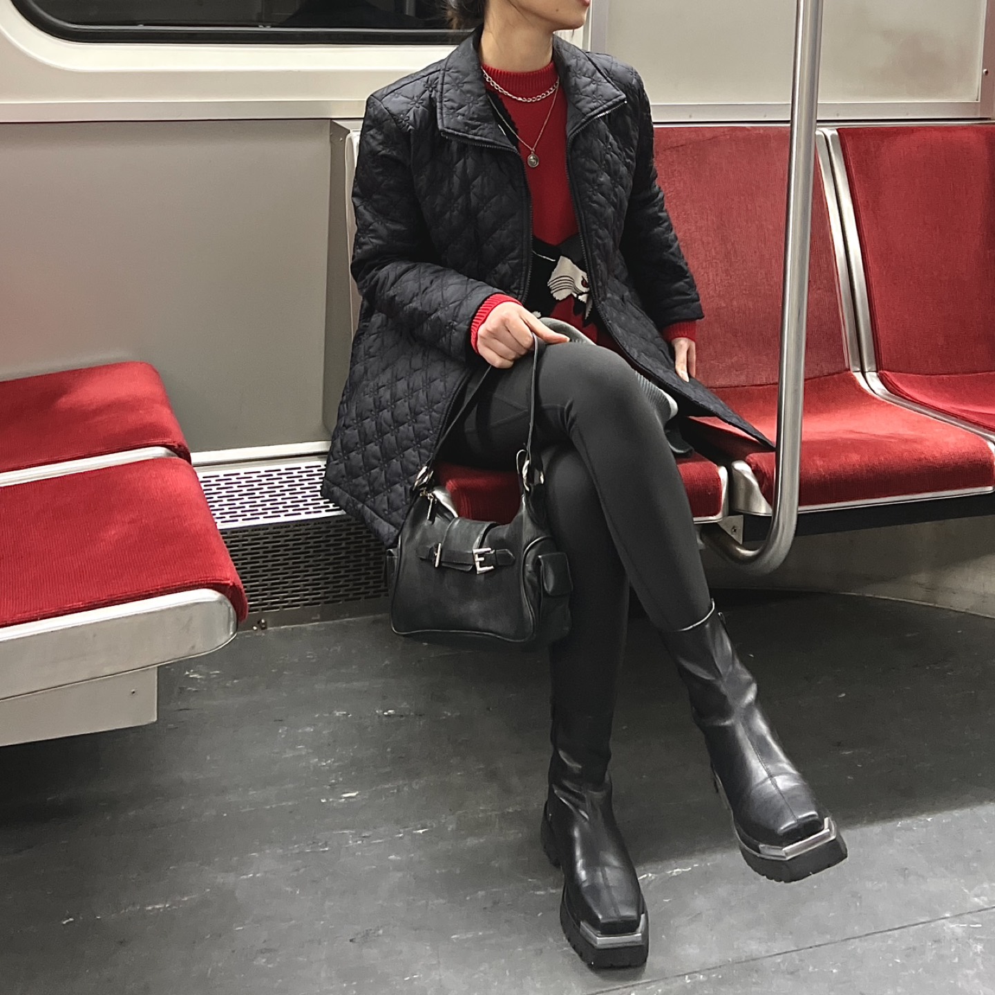 Leather Mini Shoulder Bag image indicator(6)