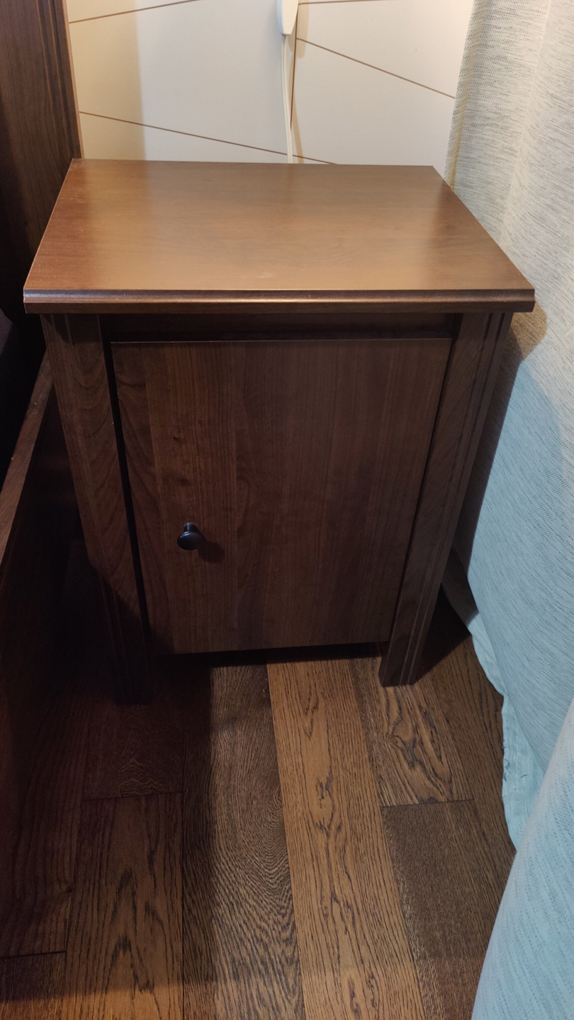 Night stand