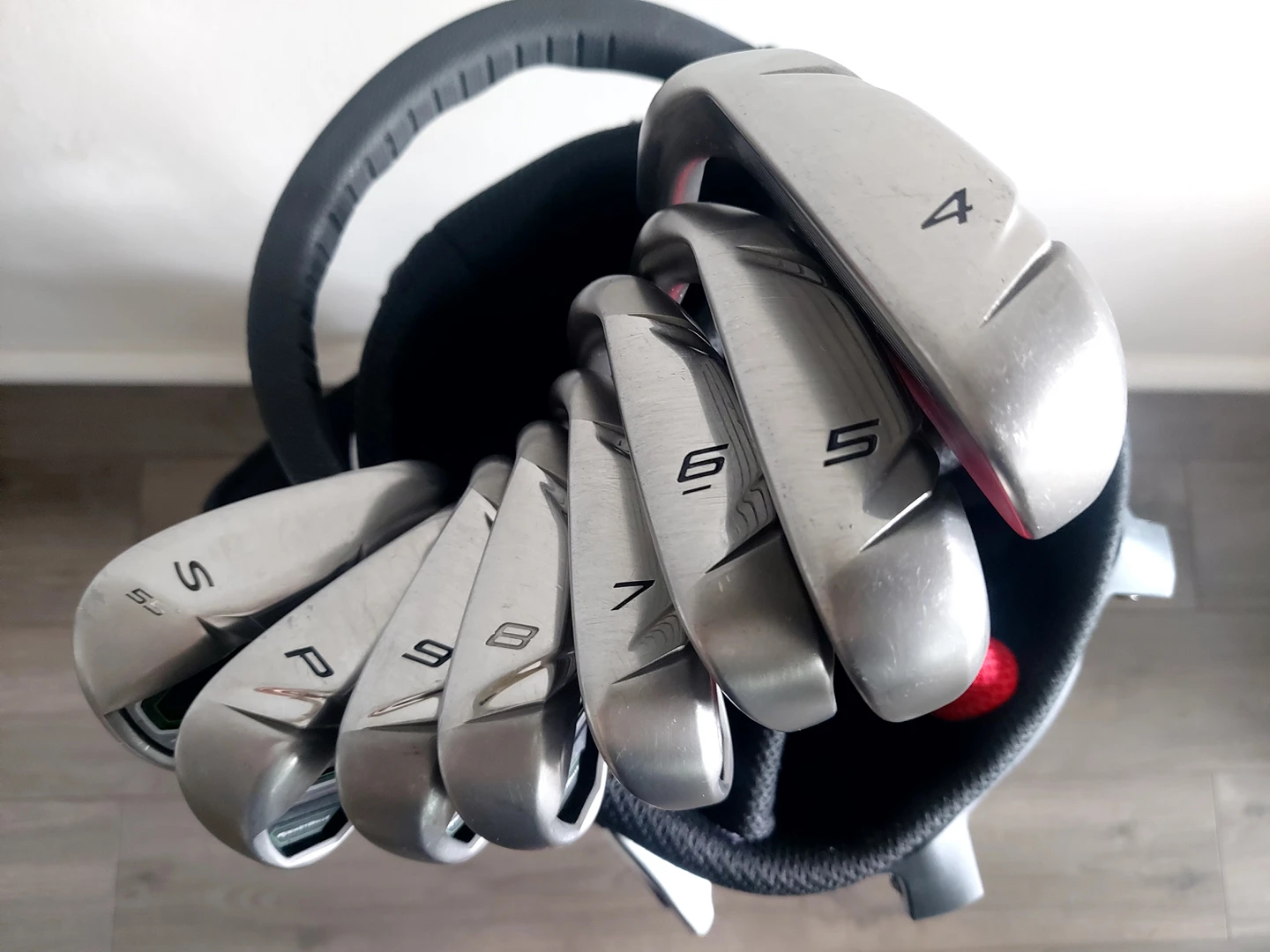 TaylorMade RBZ Iron Set
