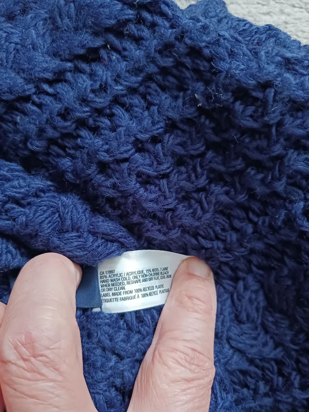 Gap Eternity scarf image indicator(3)