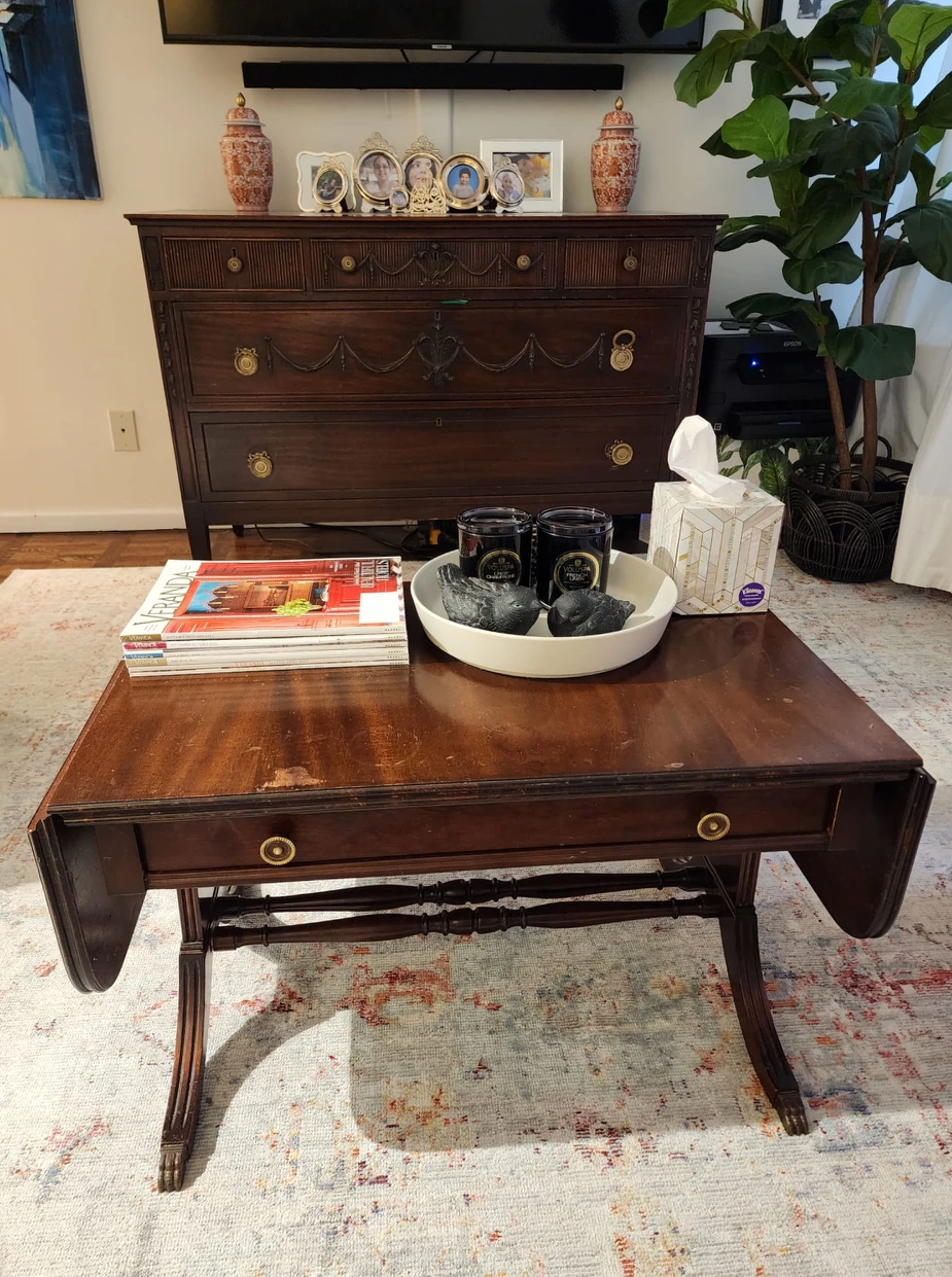 Gorgeous Antique Duncan Phyfe Table
