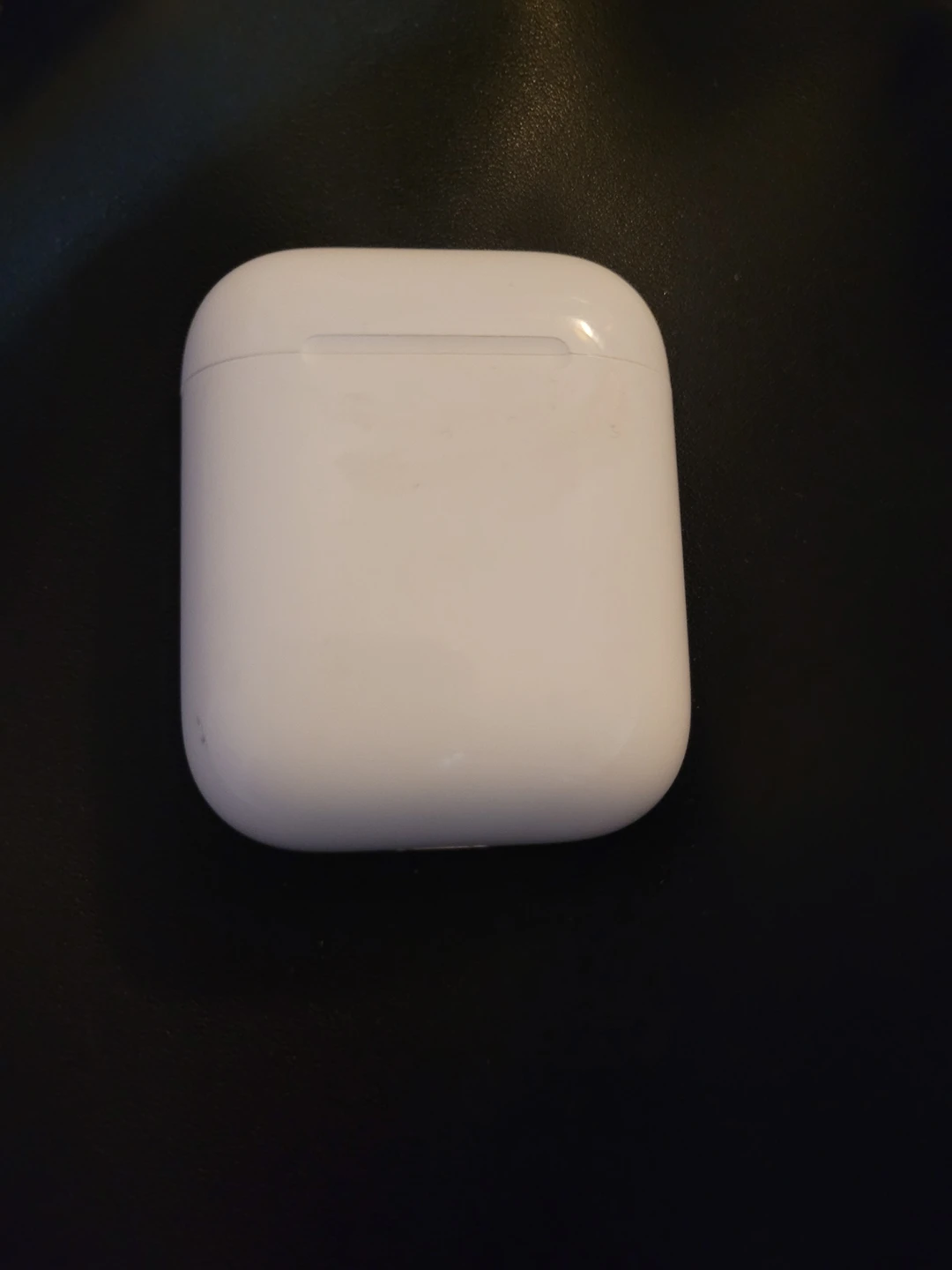 Apple Air pods gen 1 w/ charging case image indicator(5)