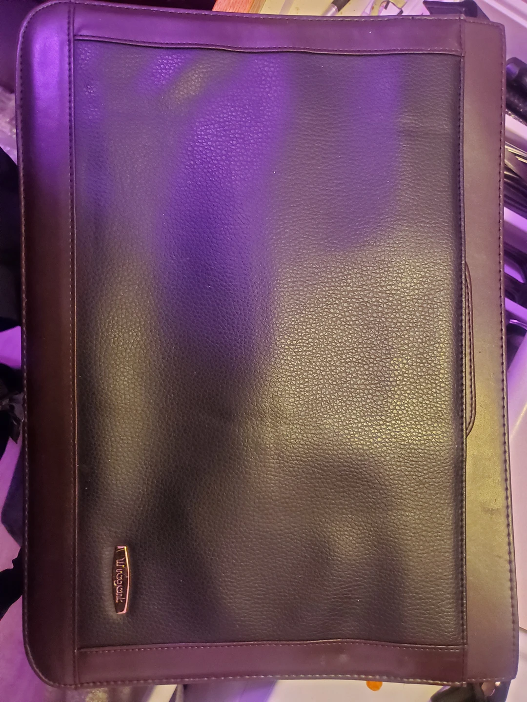 leather attache image indicator(3)