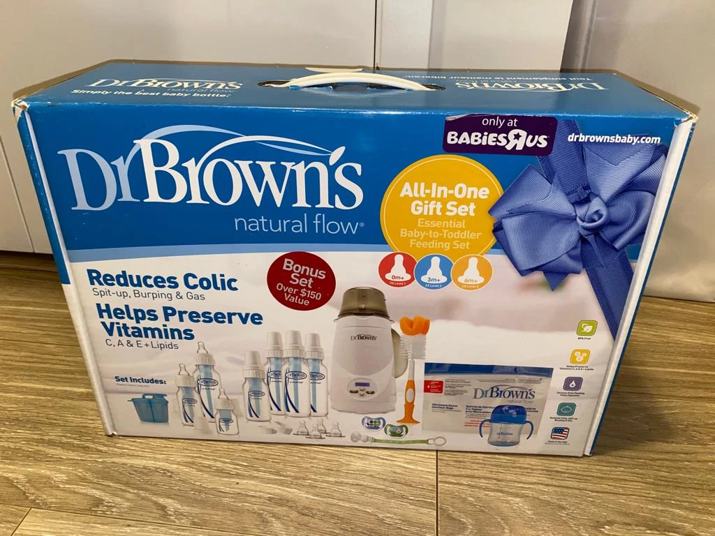 Dr Browns all in one Baby Bottle Gift Set. thumbnail